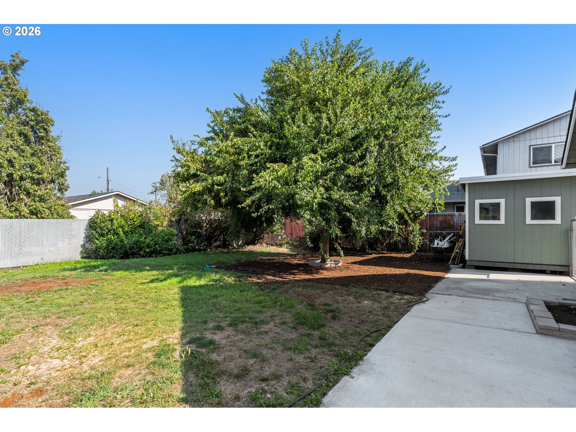 187 37th St Property Photo 31