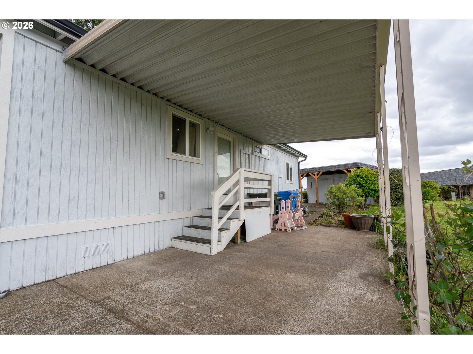 3598 Se Turner Rd Property Photo 2