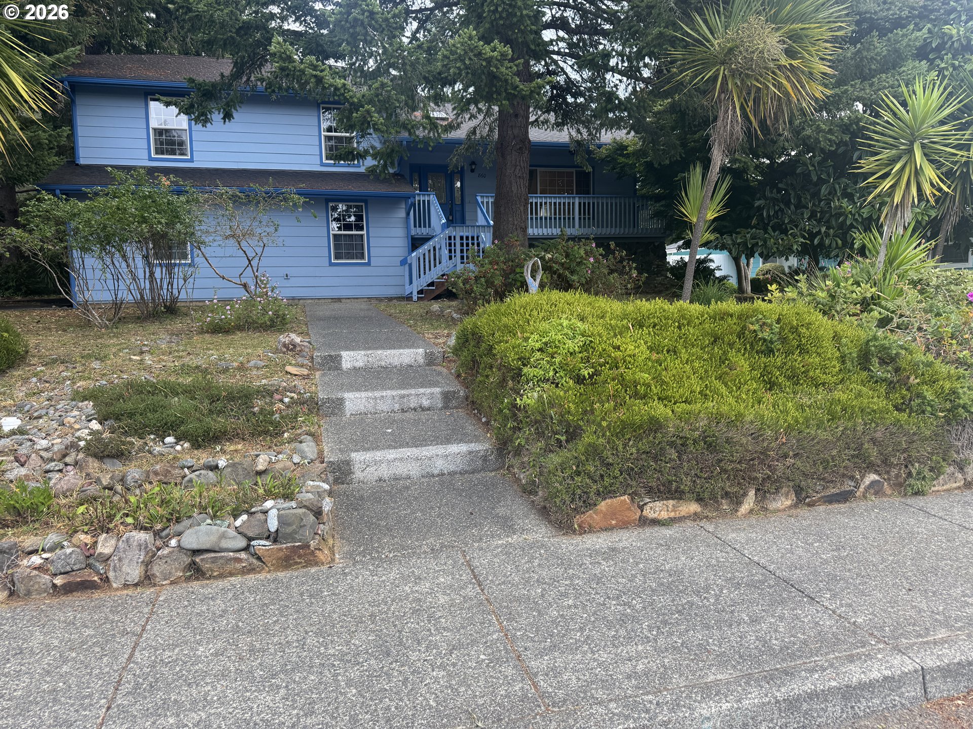 860 Jodee Ln Property Photo 1
