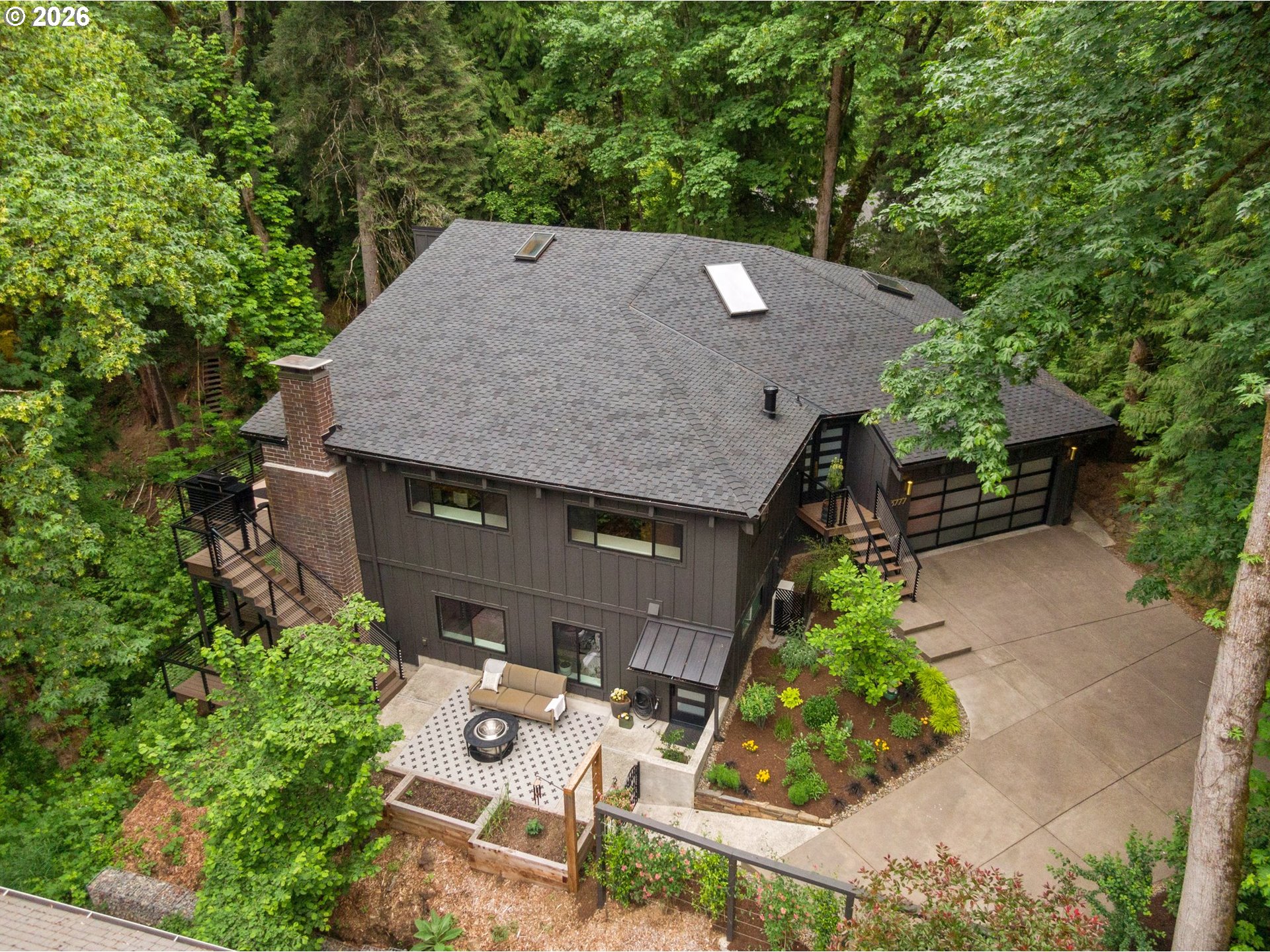 3777 Parkwood Way Property Photo 41