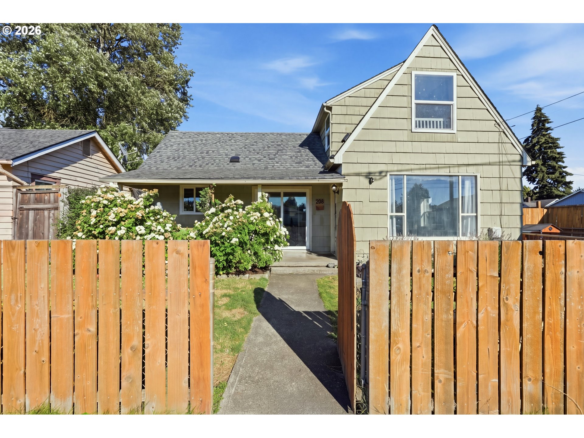 208 Sw 3rd Ave Property Photo 2