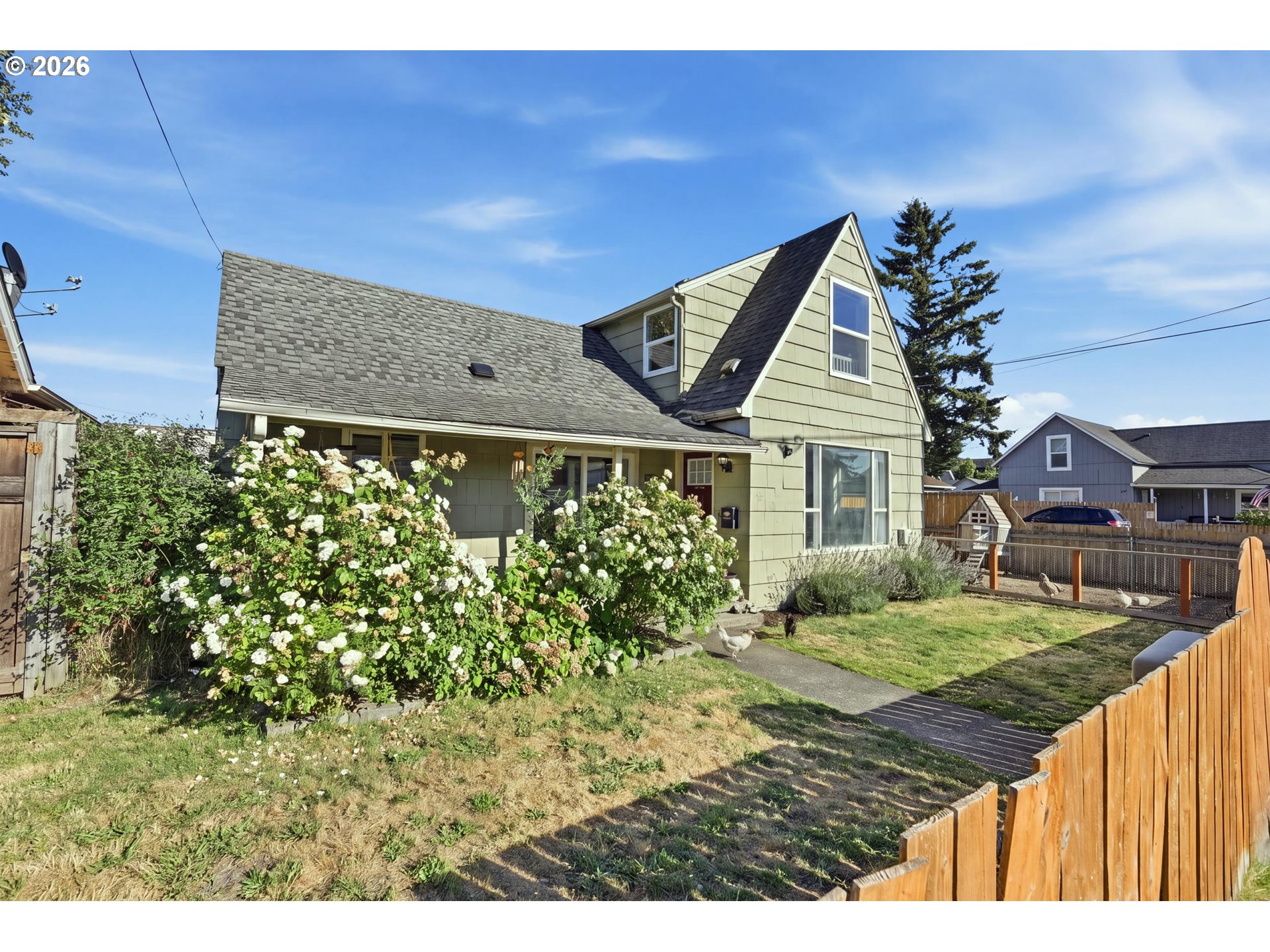 208 Sw 3rd Ave Property Photo 3