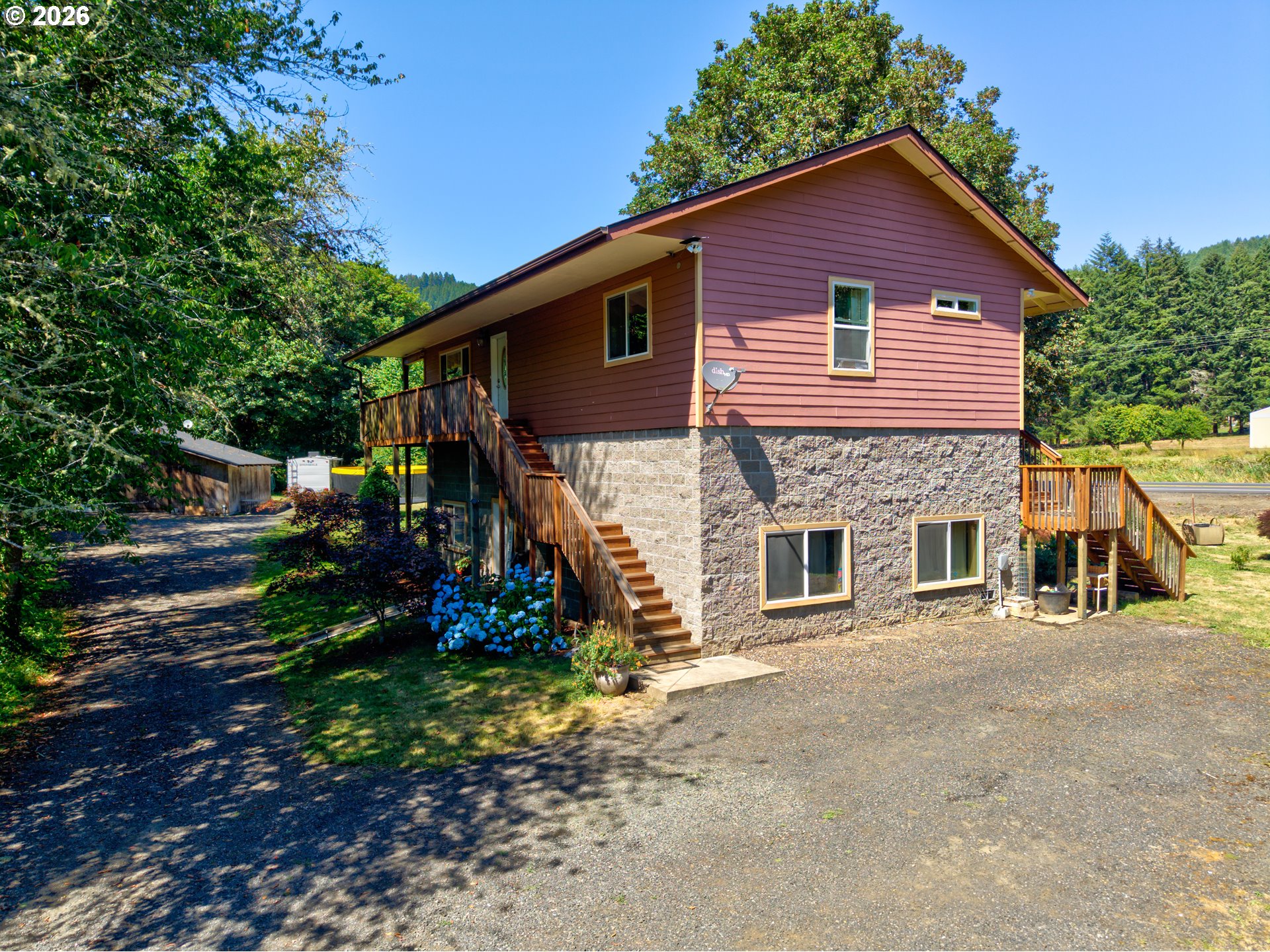 123 Burchard Dr Property Photo 4