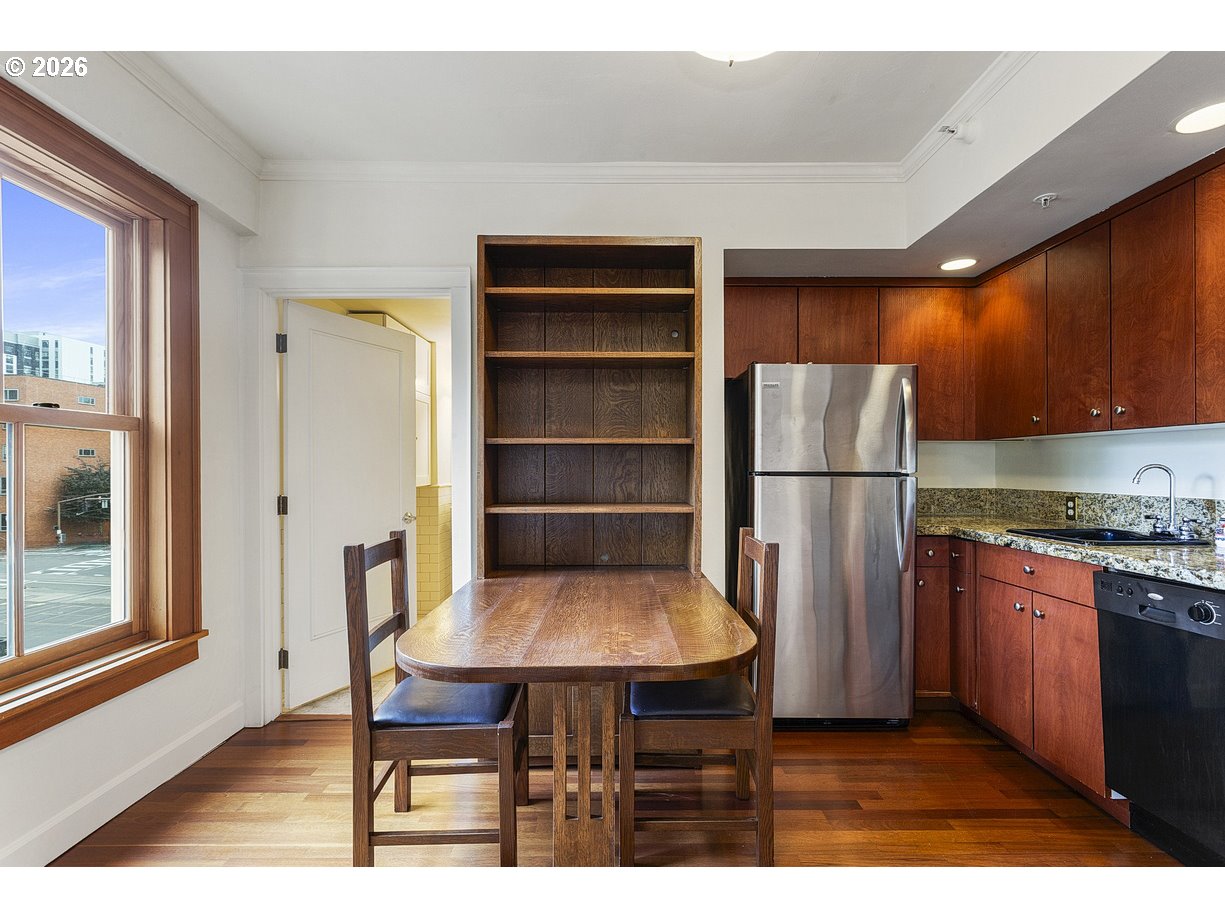 1005 Sw Park Ave 501 Property Photo 14