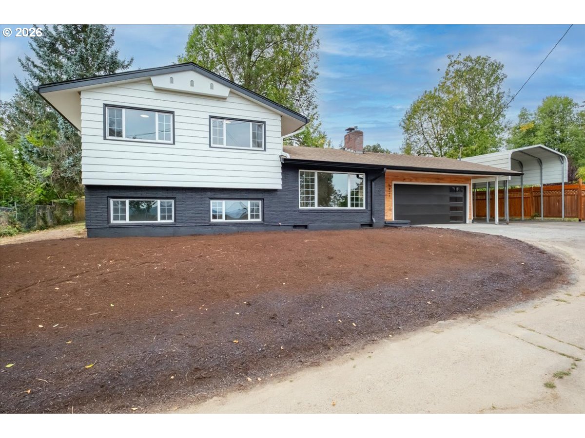 5421 SE THIESSEN RD Property Photo 1