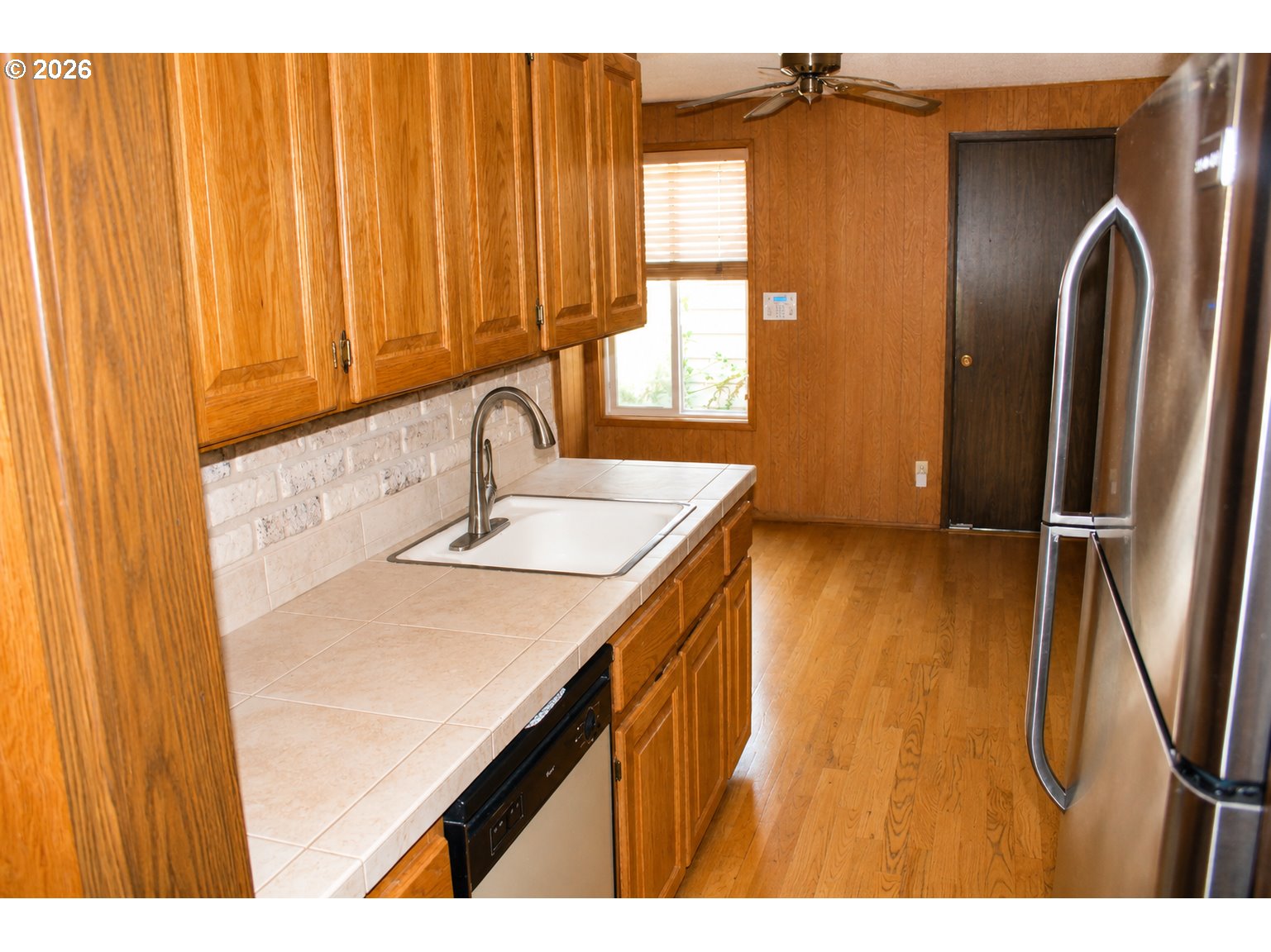 381 Ne Village Squire Ave 2 Property Photo 15