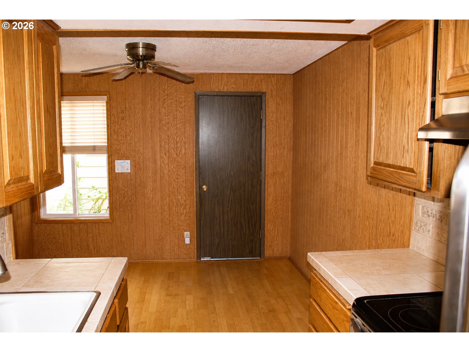 381 Ne Village Squire Ave 2 Property Photo 16