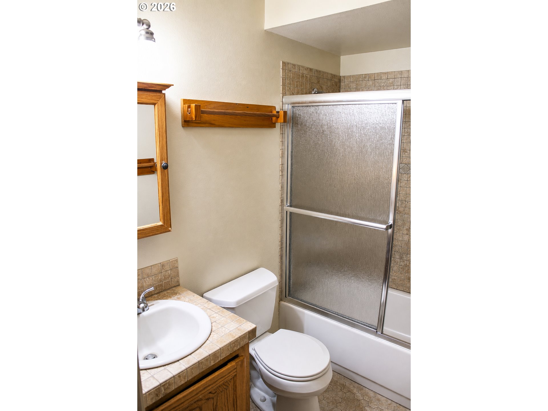 381 Ne Village Squire Ave 2 Property Photo 23
