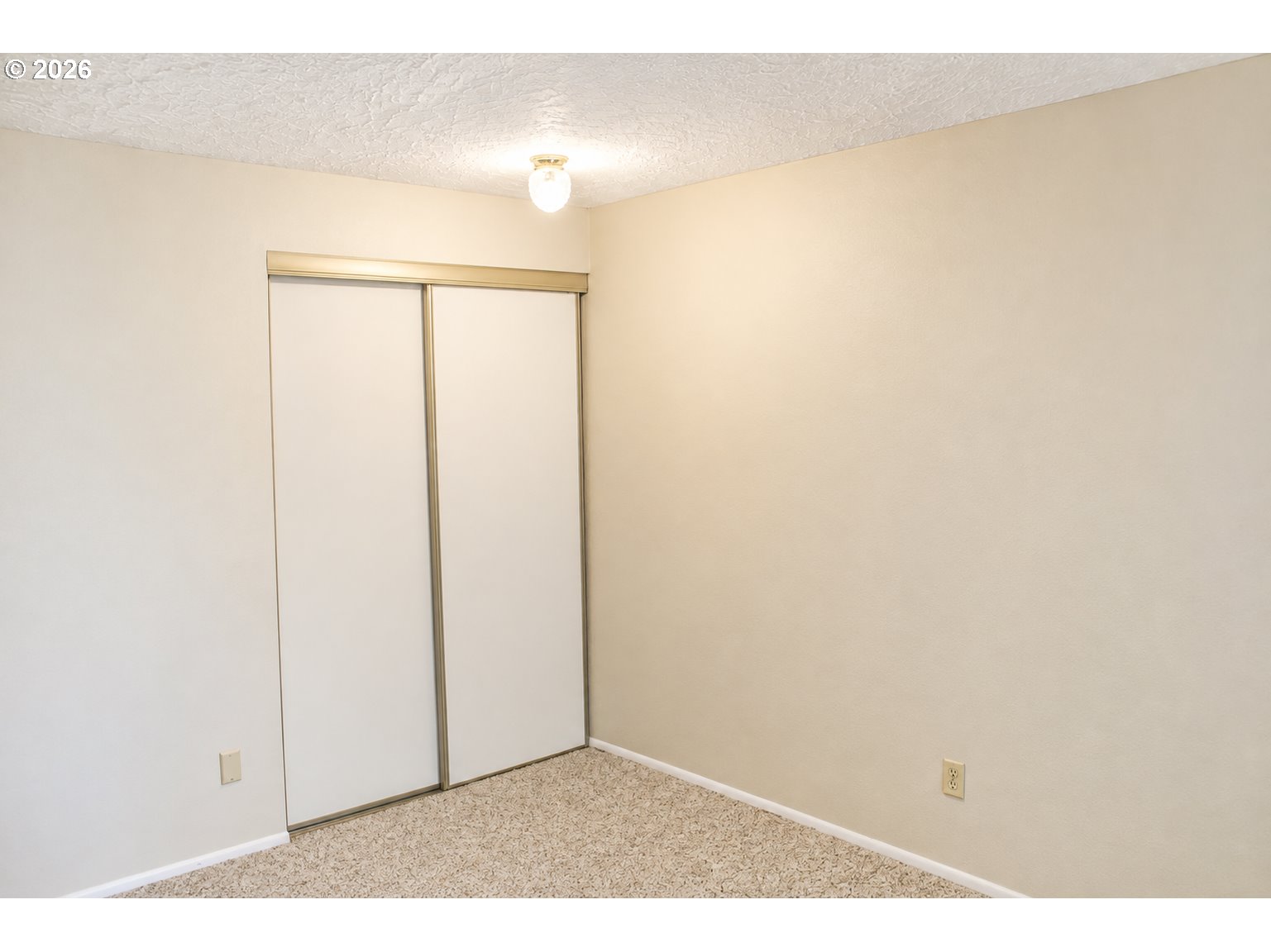 381 Ne Village Squire Ave 2 Property Photo 28