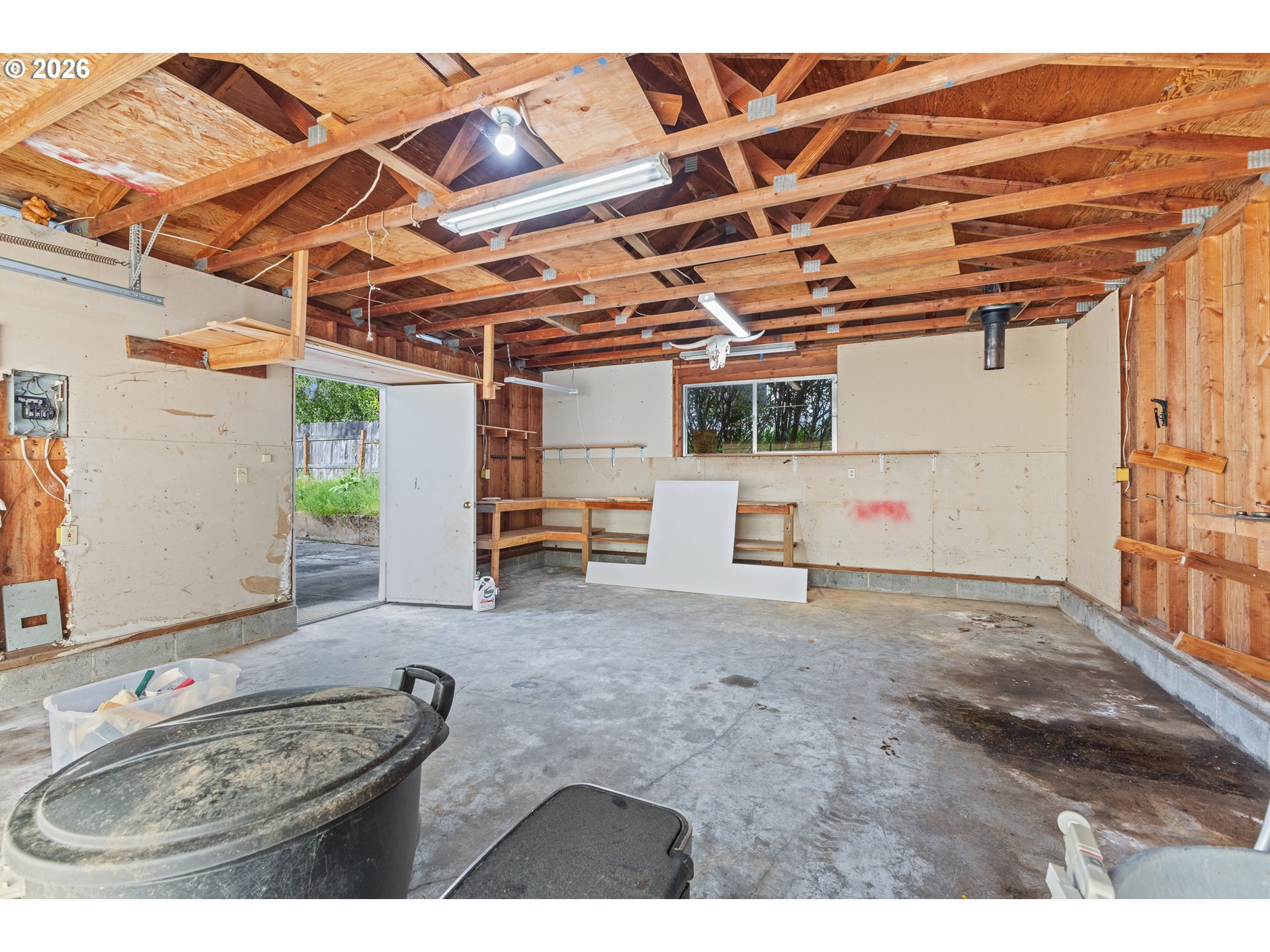 1816 Sunset Ct Property Photo 40