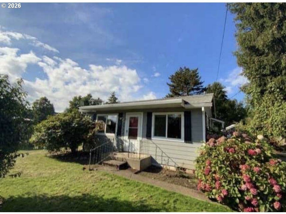 2922 Raymond St Property Photo 3