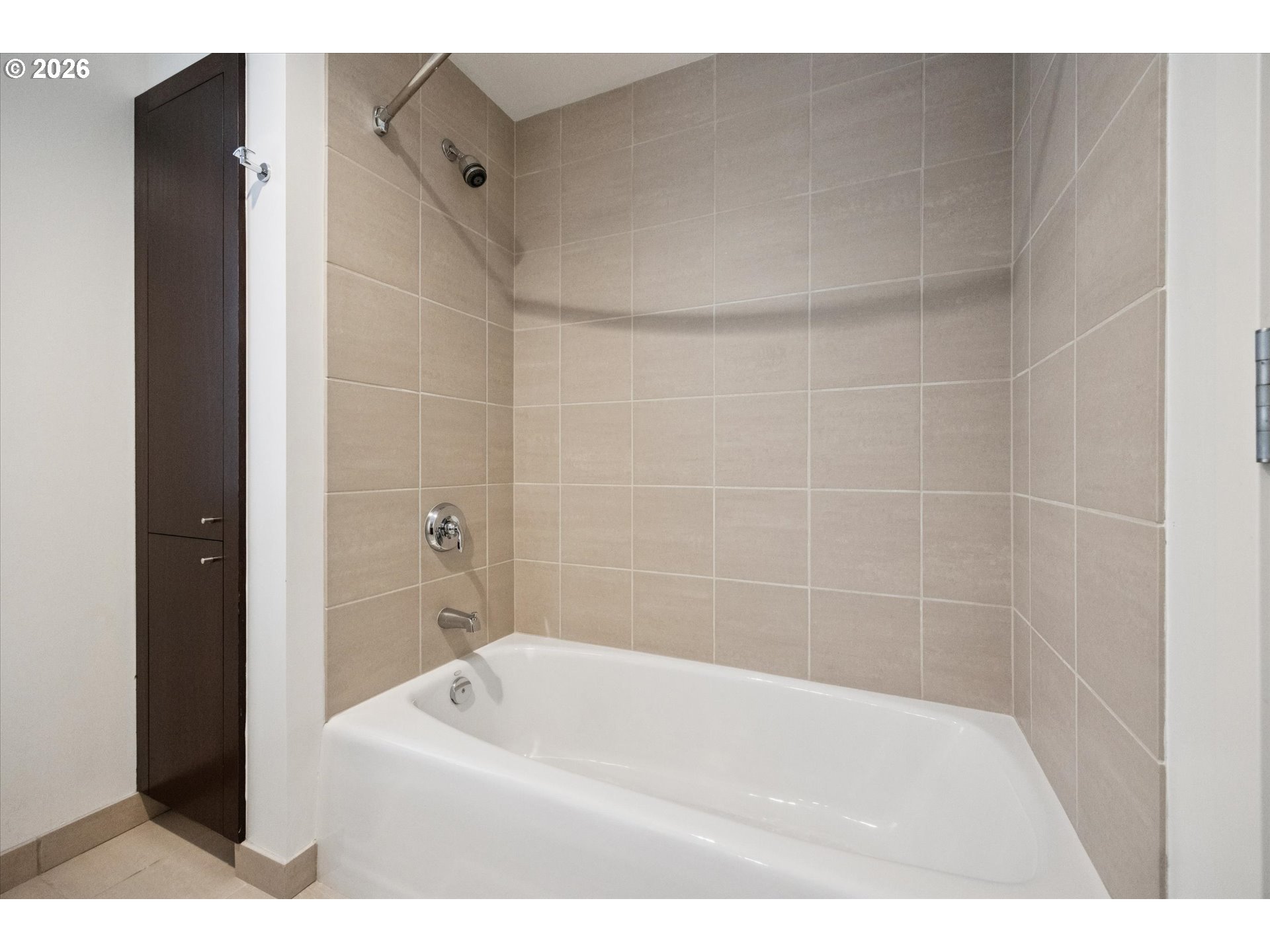 1900 S River Dr N101 Property Photo 45