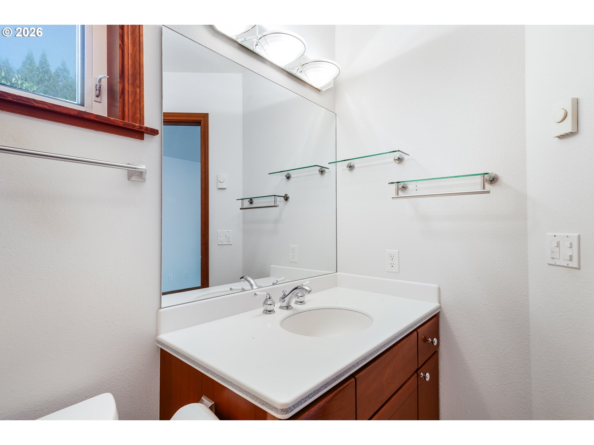 83534 Clear Lake Rd Property Photo 33