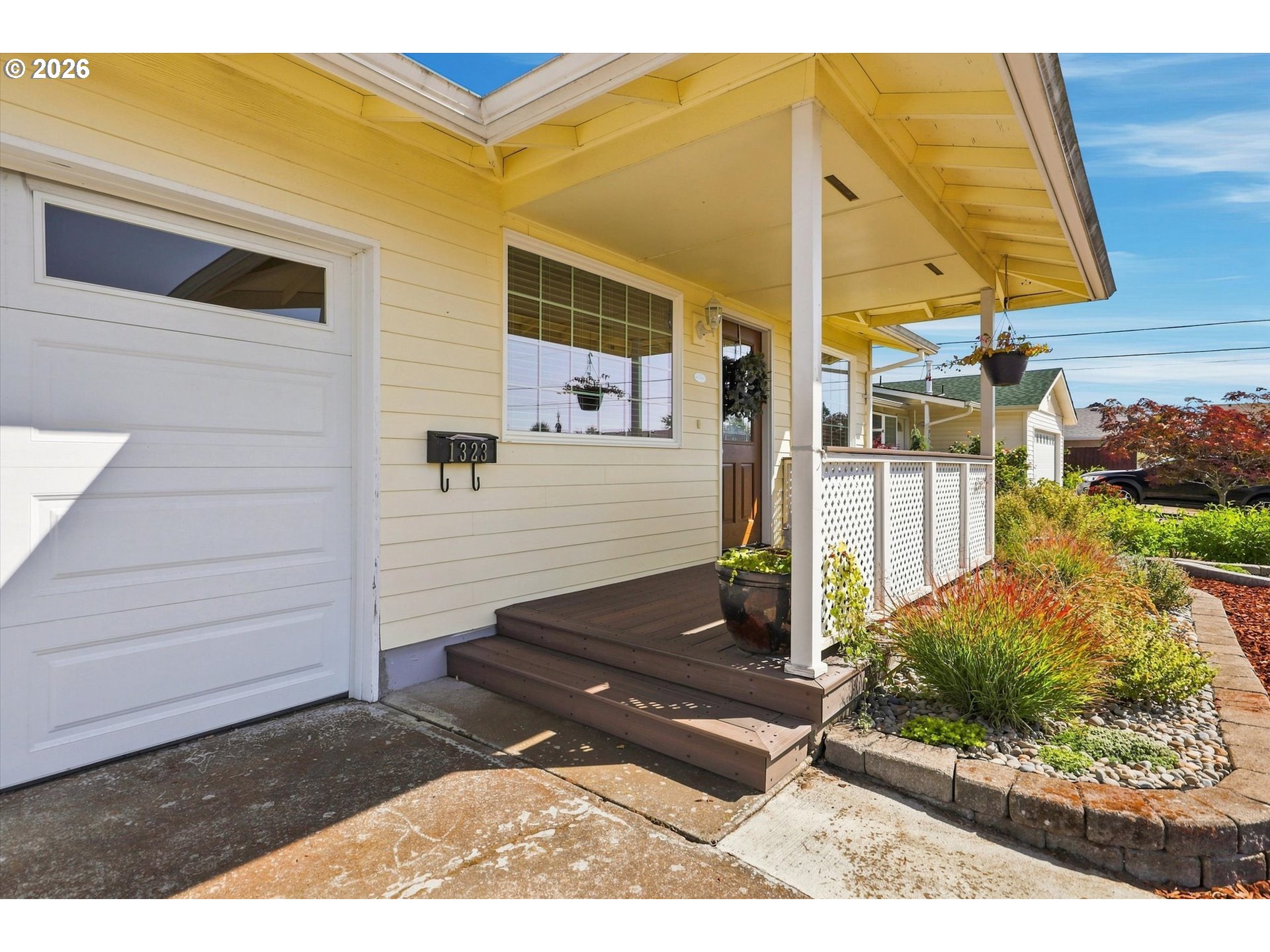 1323 Garden Way Property Photo 2