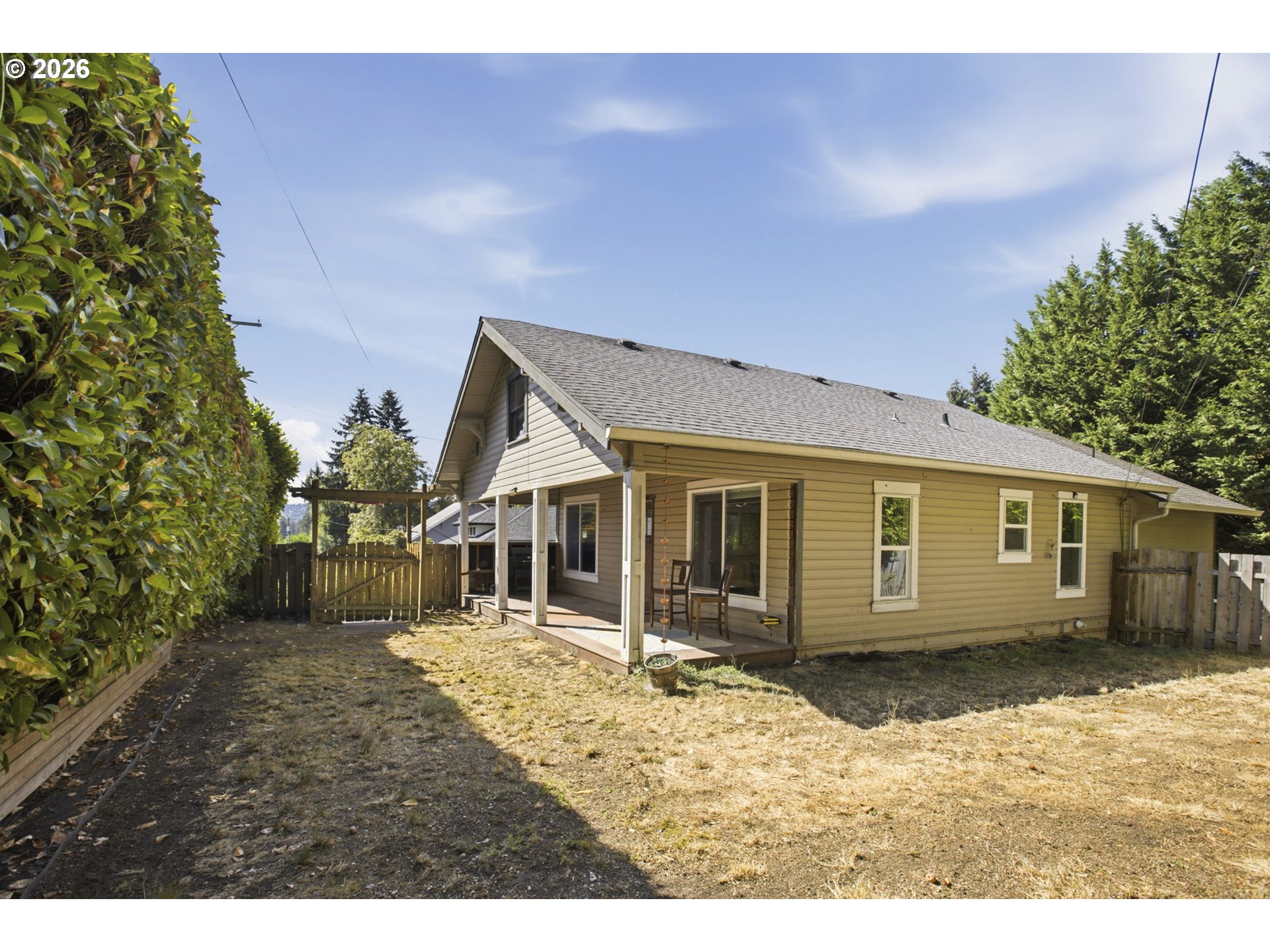 14827 Se River Rd Property Photo 1