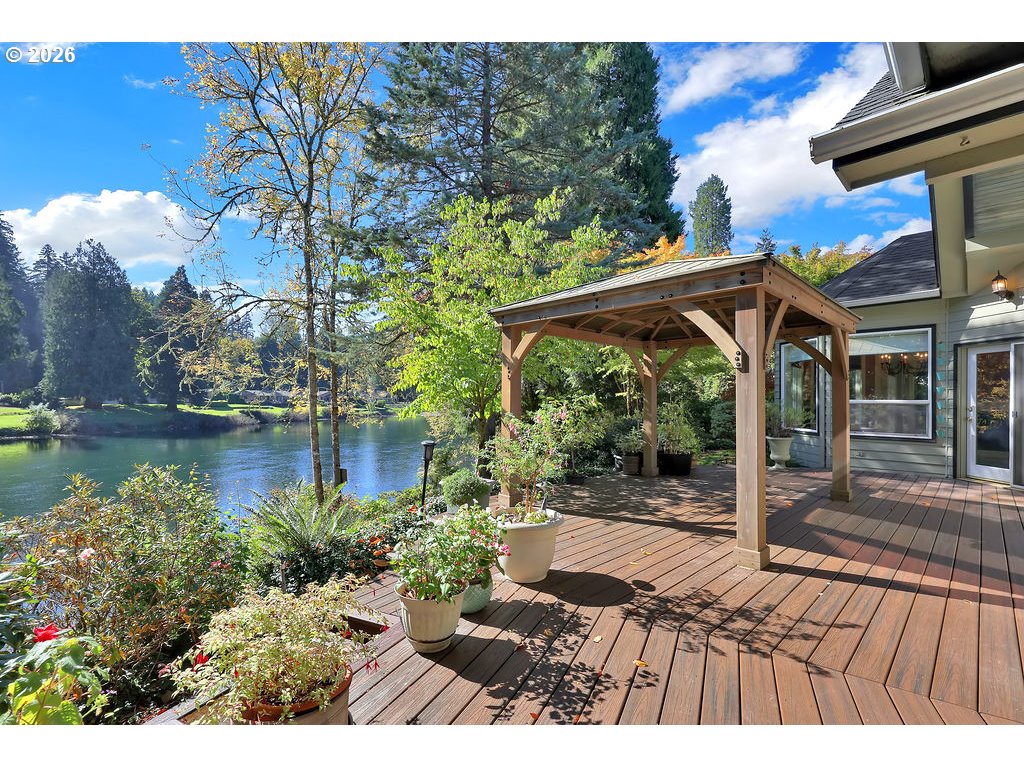 42000 Holden Creek Ln Property Photo 2