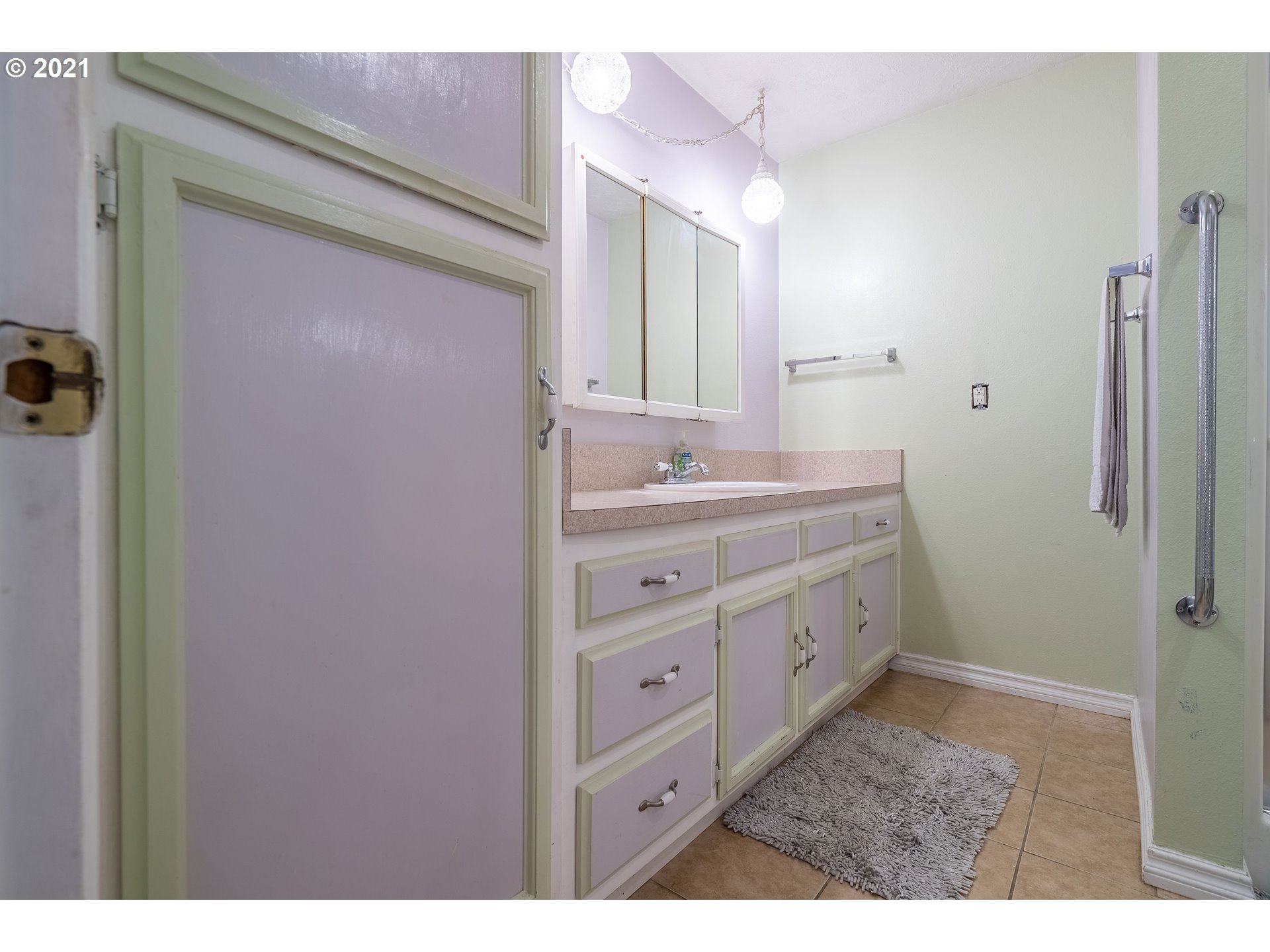 270 Brink Ct Property Photo 14