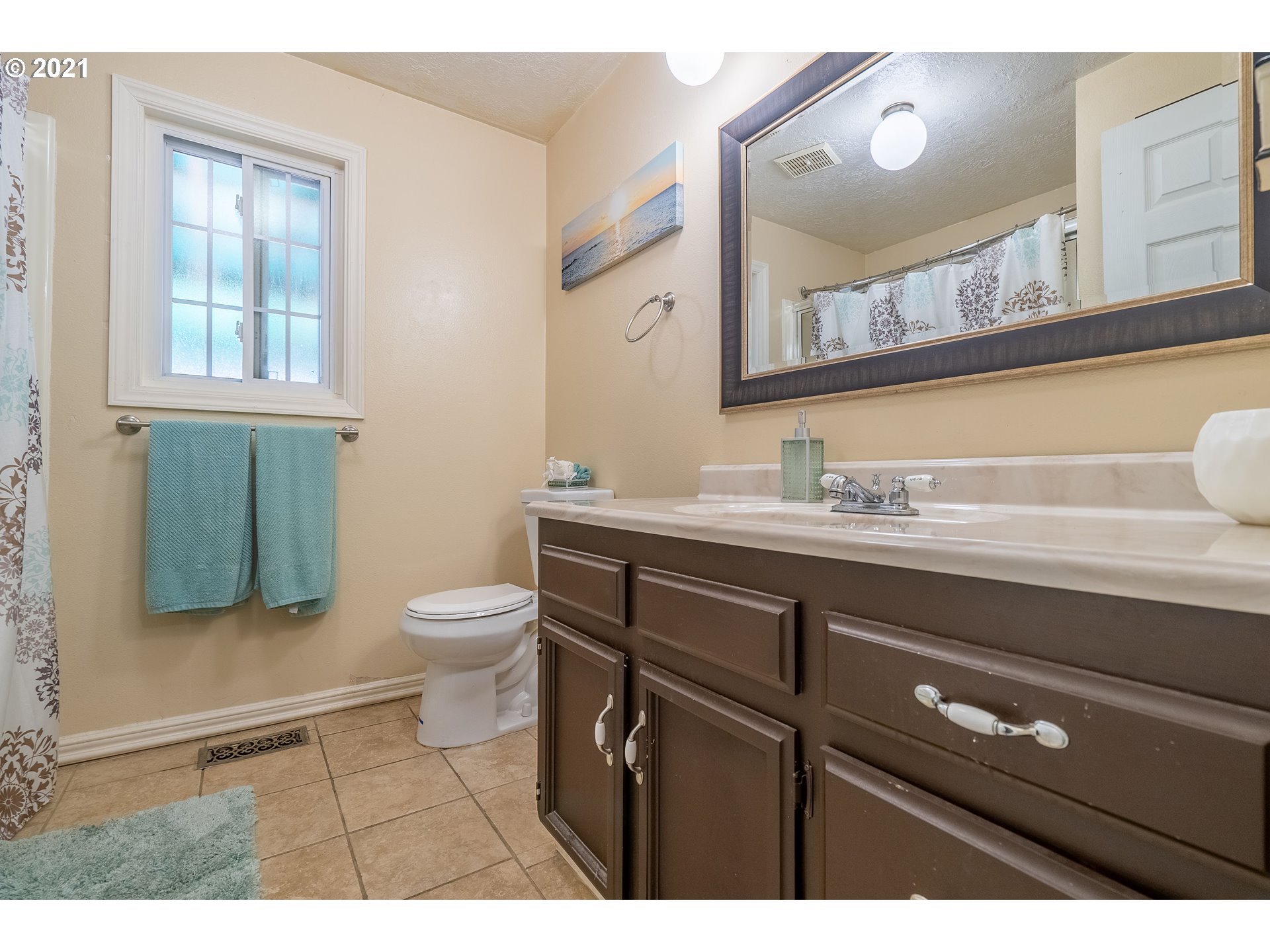 270 Brink Ct Property Photo 20
