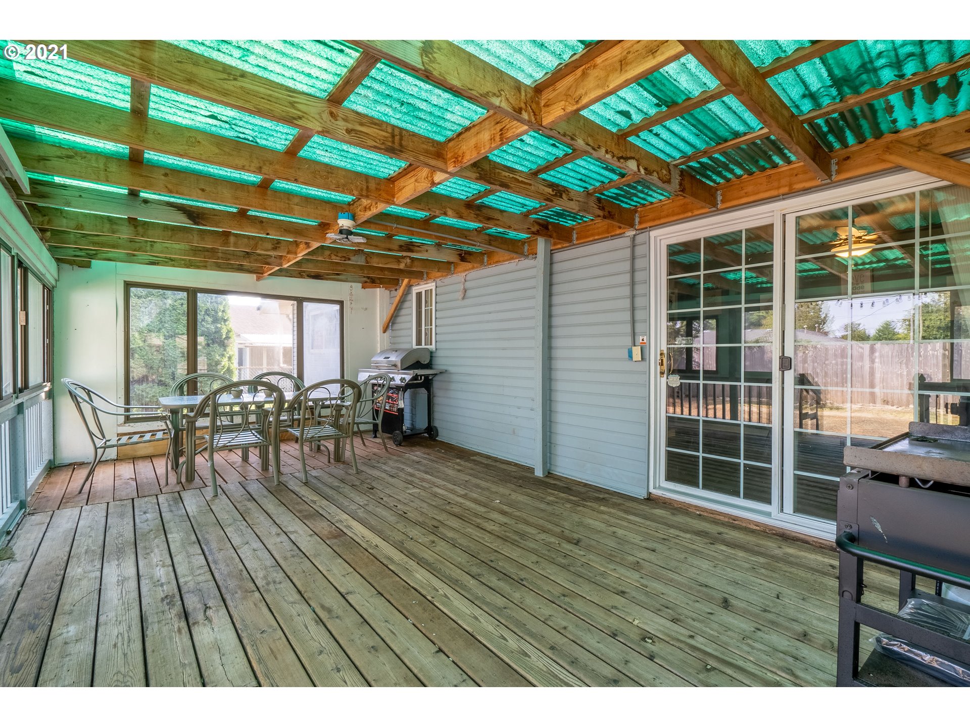 270 Brink Ct Property Photo 23