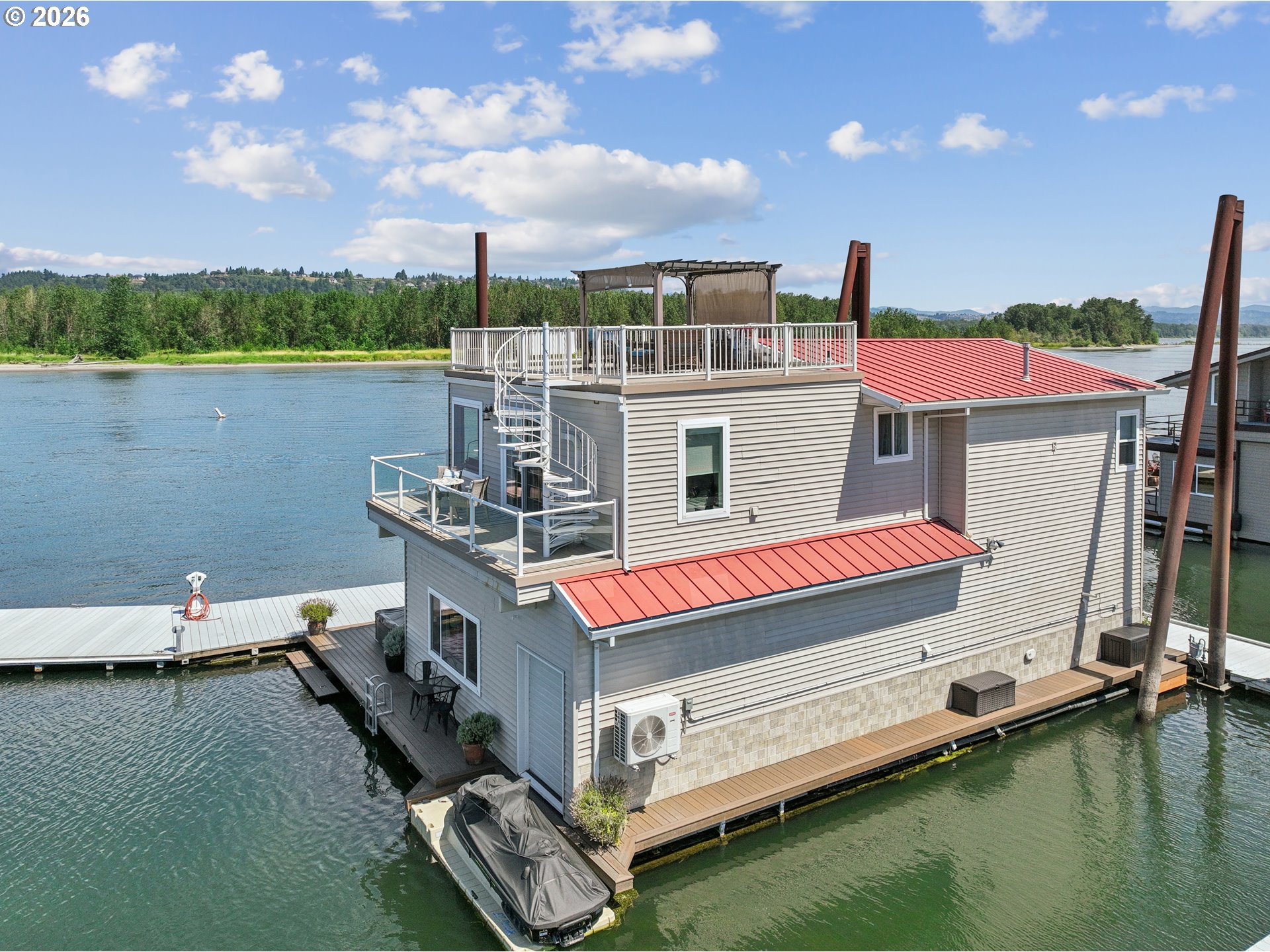 19609 Ne Marine Dr B18 Property Photo 1