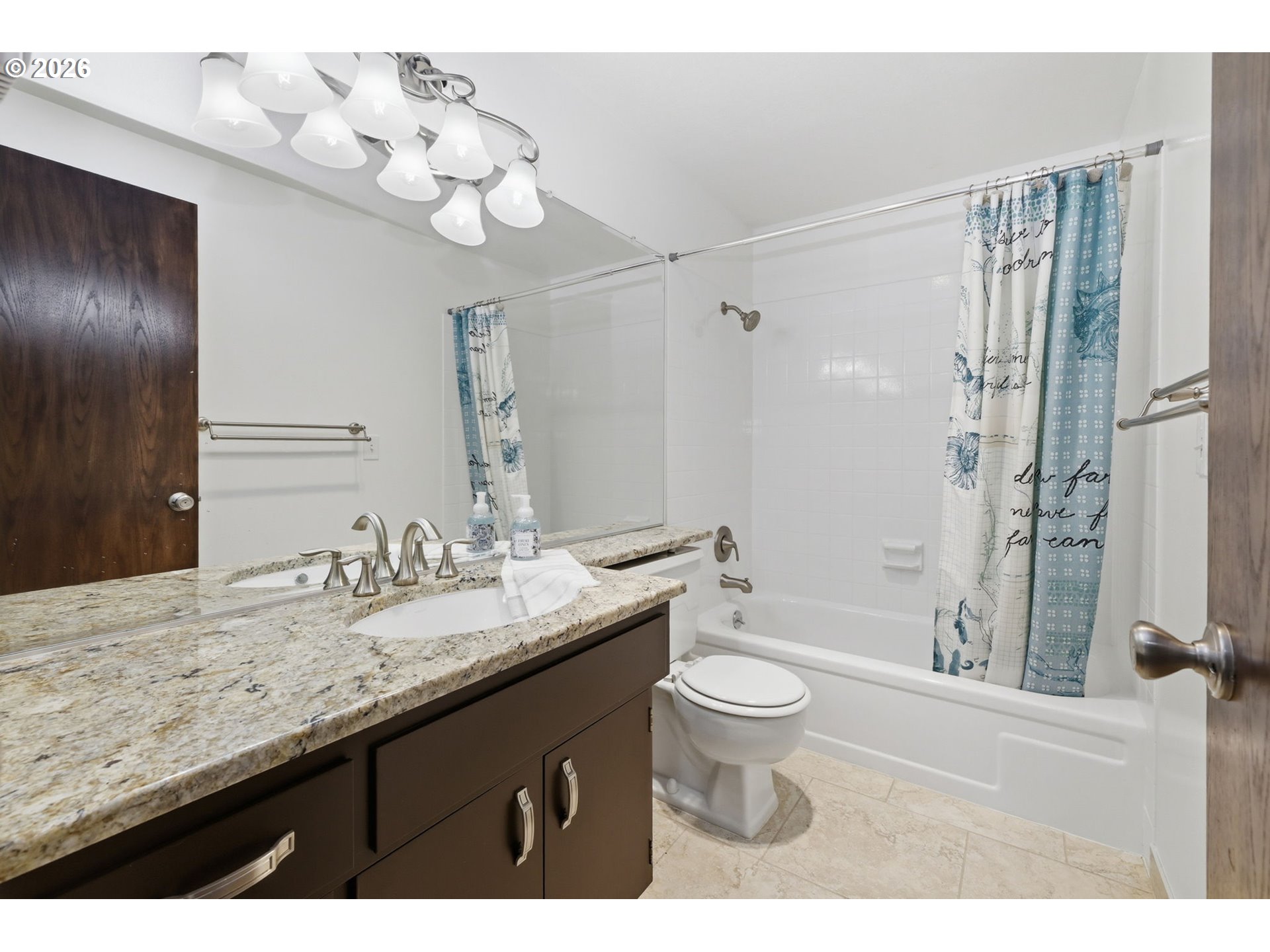 2562 Brittania Pl Property Photo 13