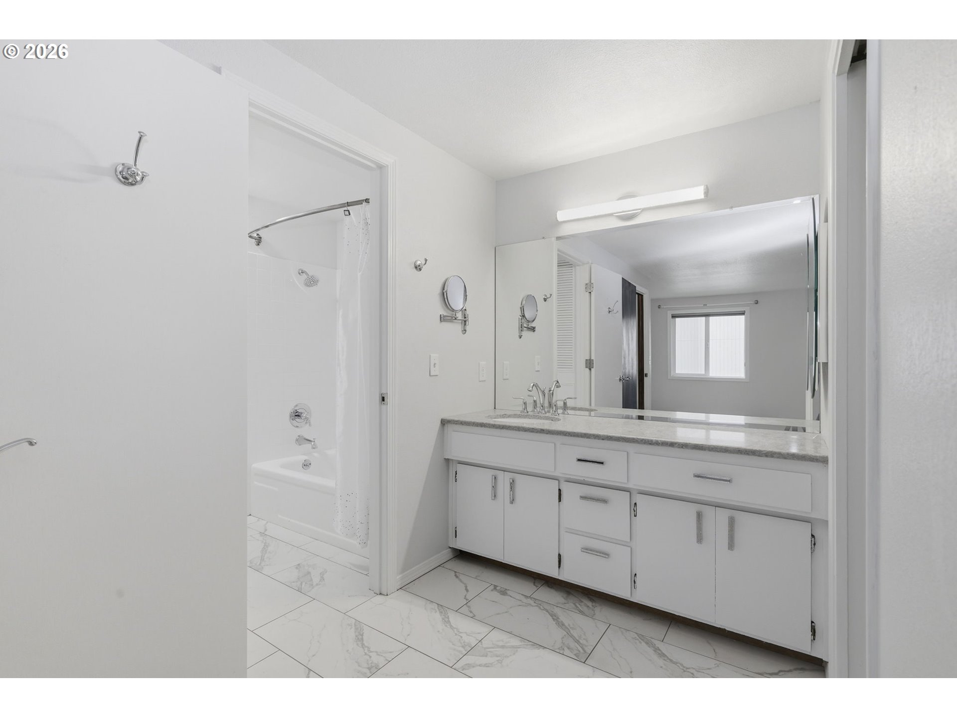 2562 Brittania Pl Property Photo 19
