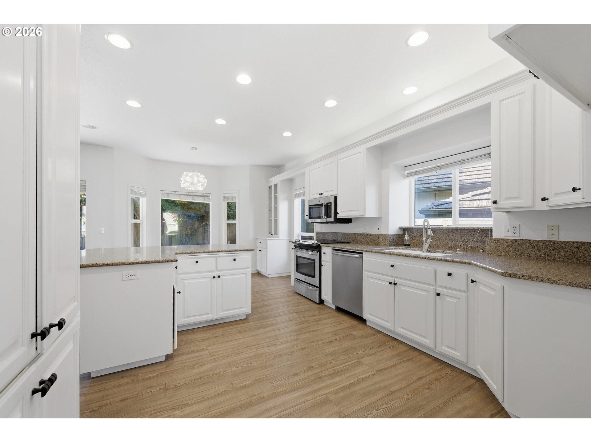 1718 Victorian Way Property Photo 12