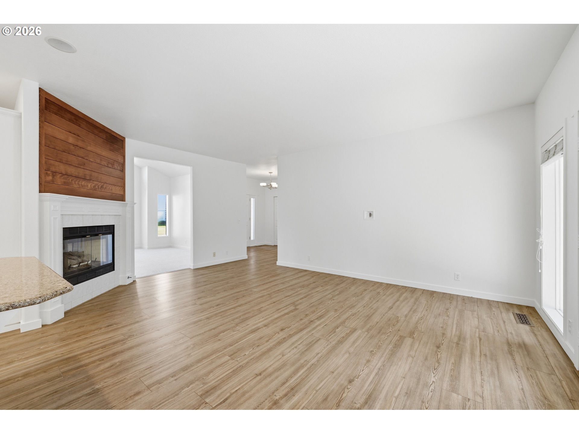 1718 Victorian Way Property Photo 14