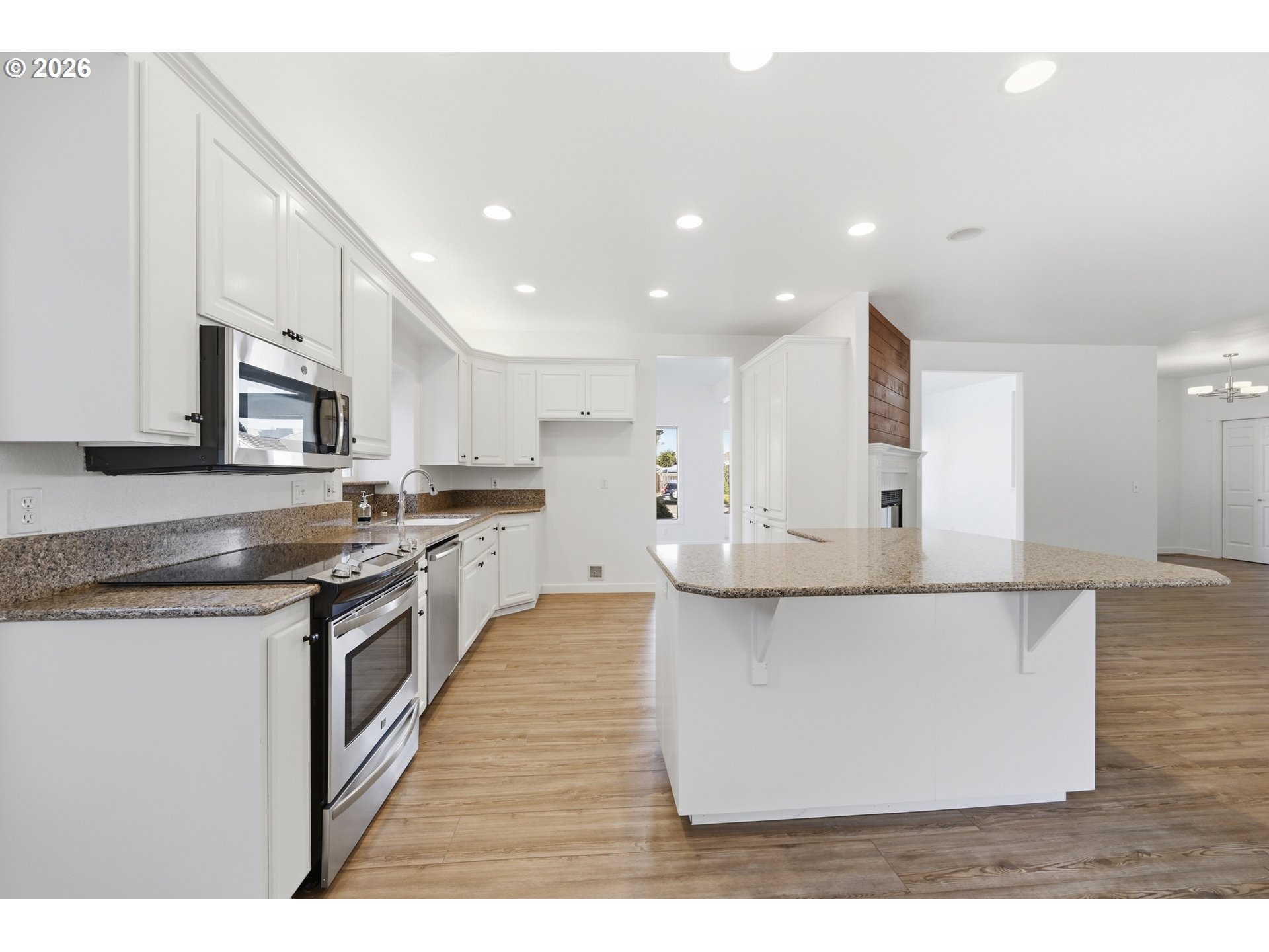 1718 Victorian Way Property Photo 19