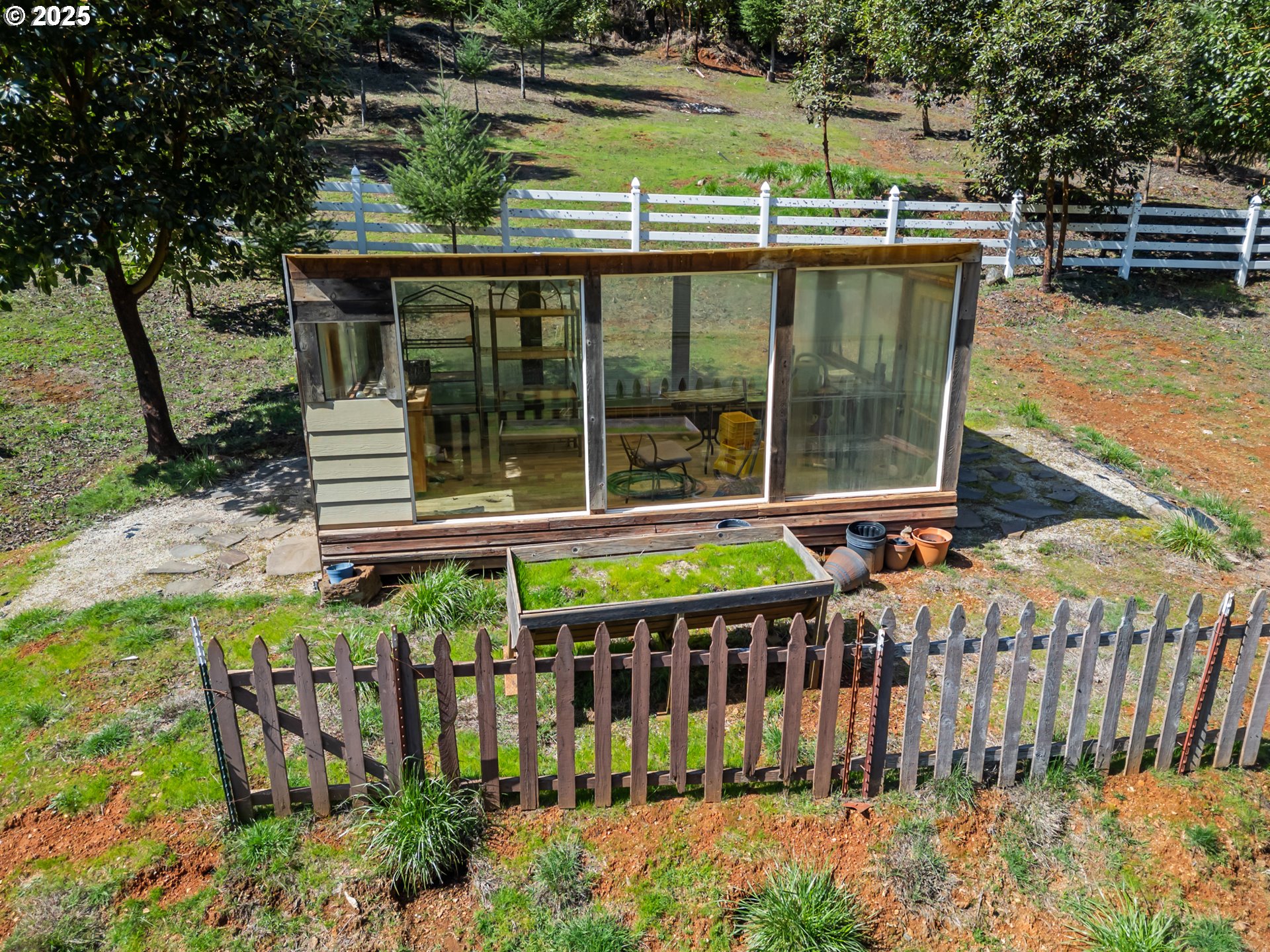 520 Brimstone Rd Property Photo 36
