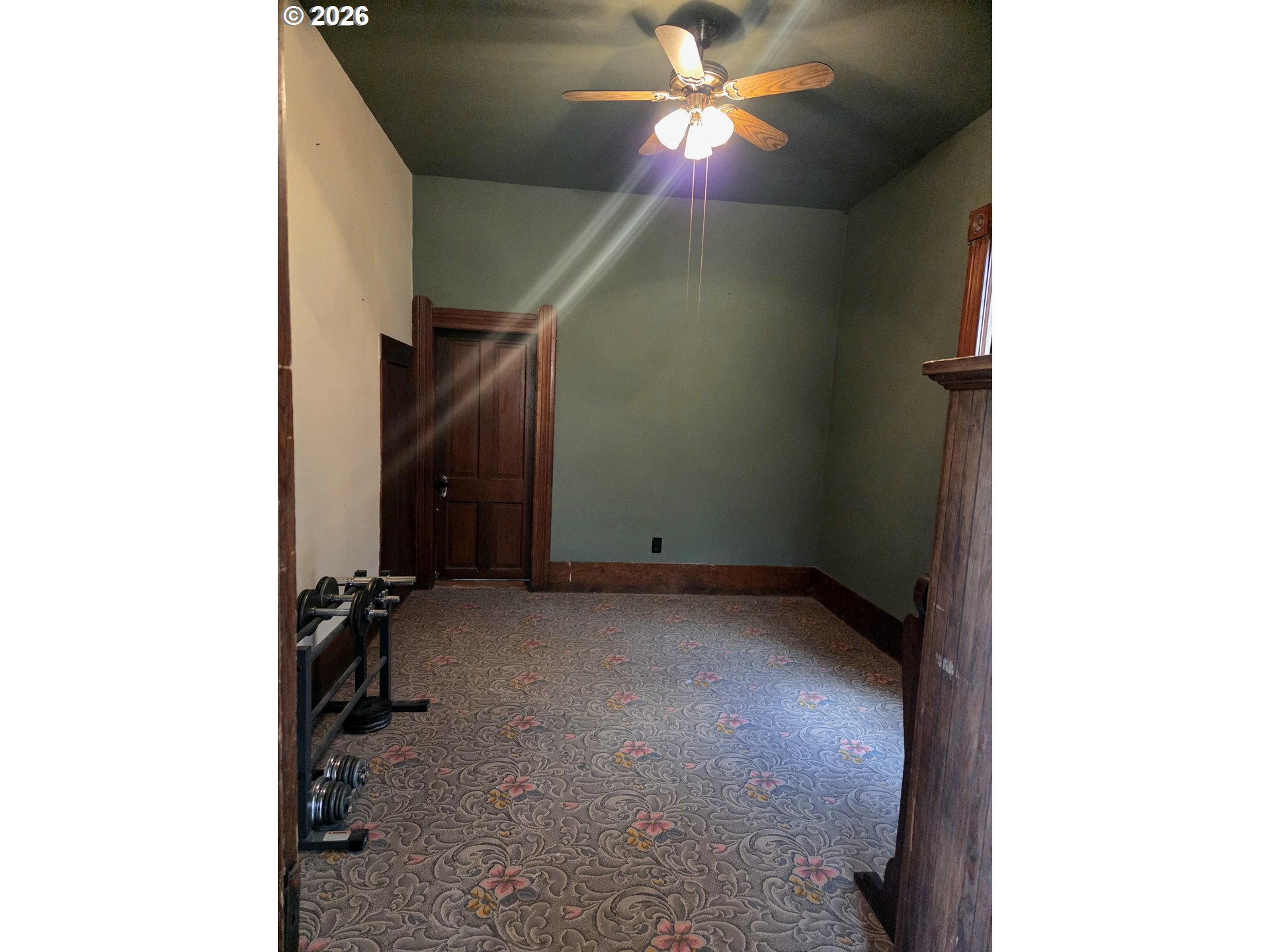 303 N Oregon St Property Photo 14
