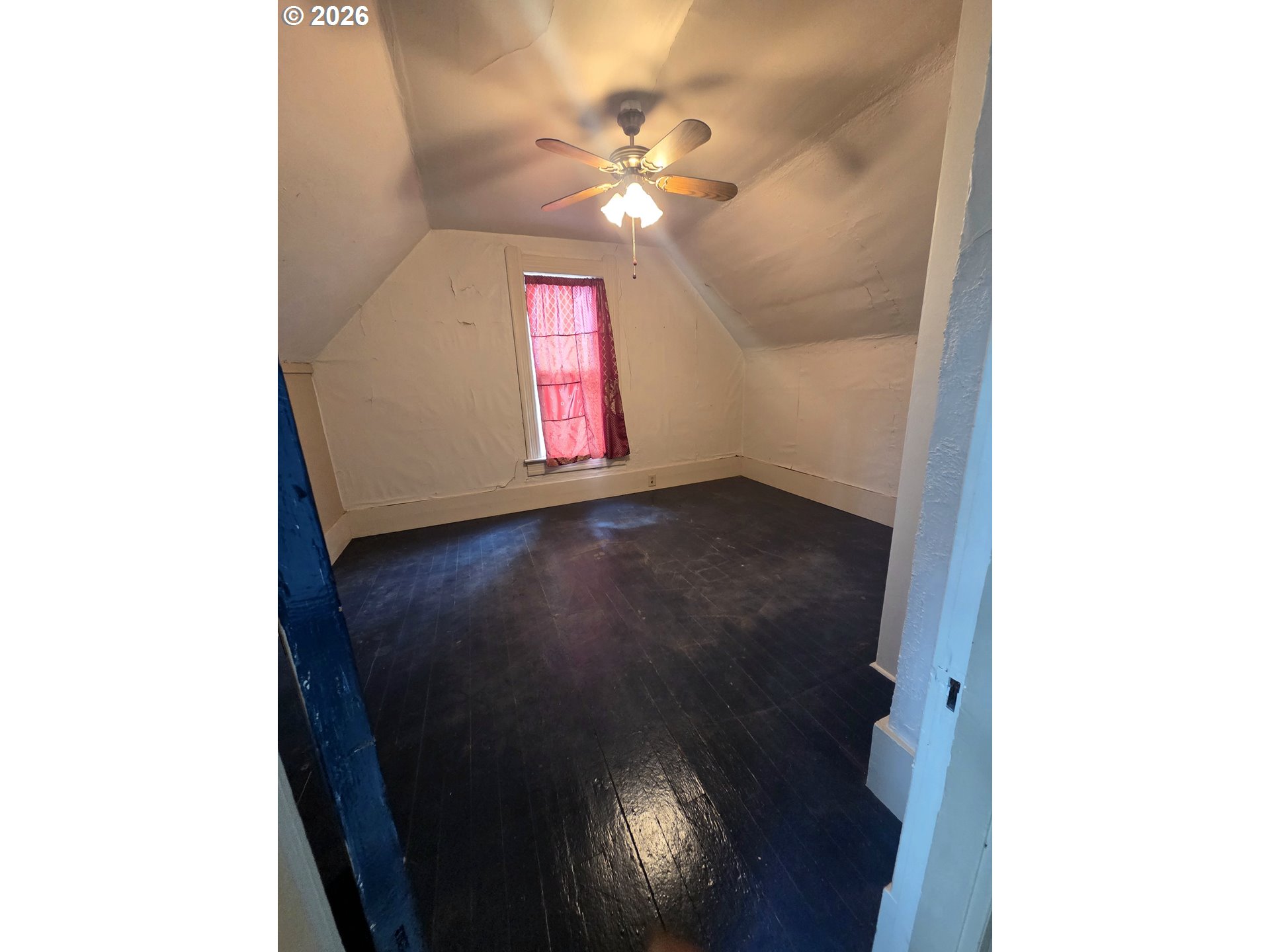 303 N Oregon St Property Photo 19