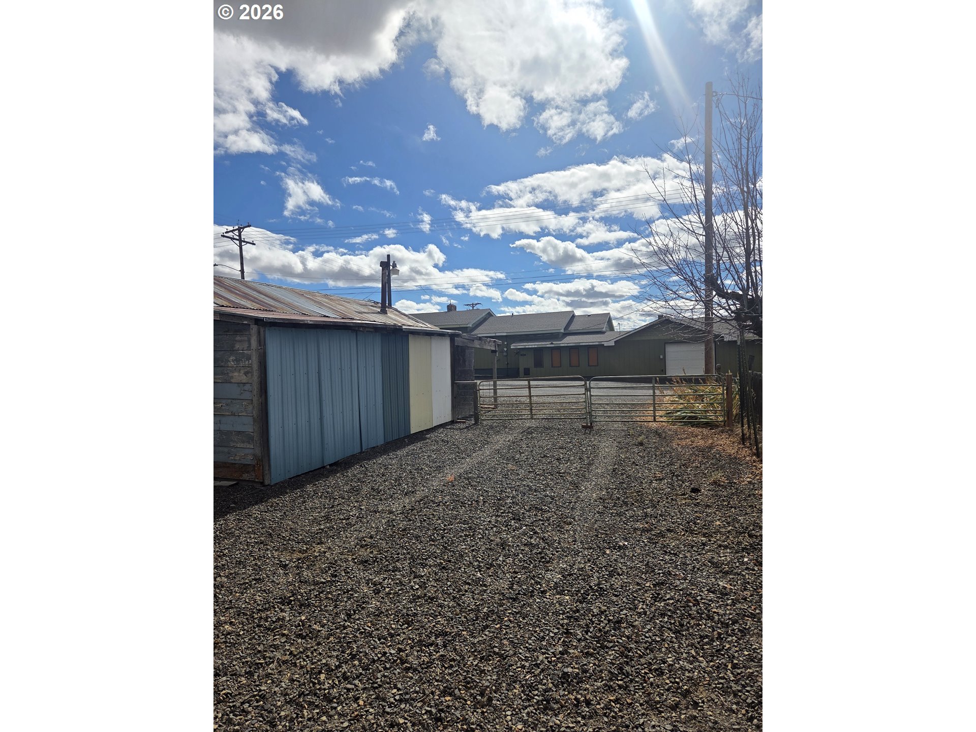 303 N Oregon St Property Photo 30
