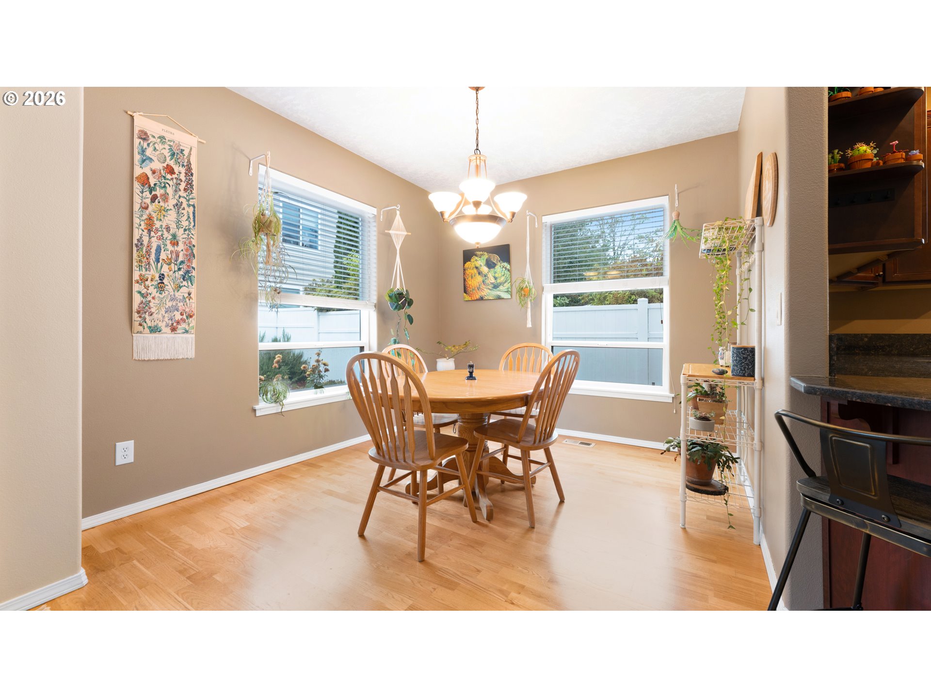 18283 Davis St Property Photo 14