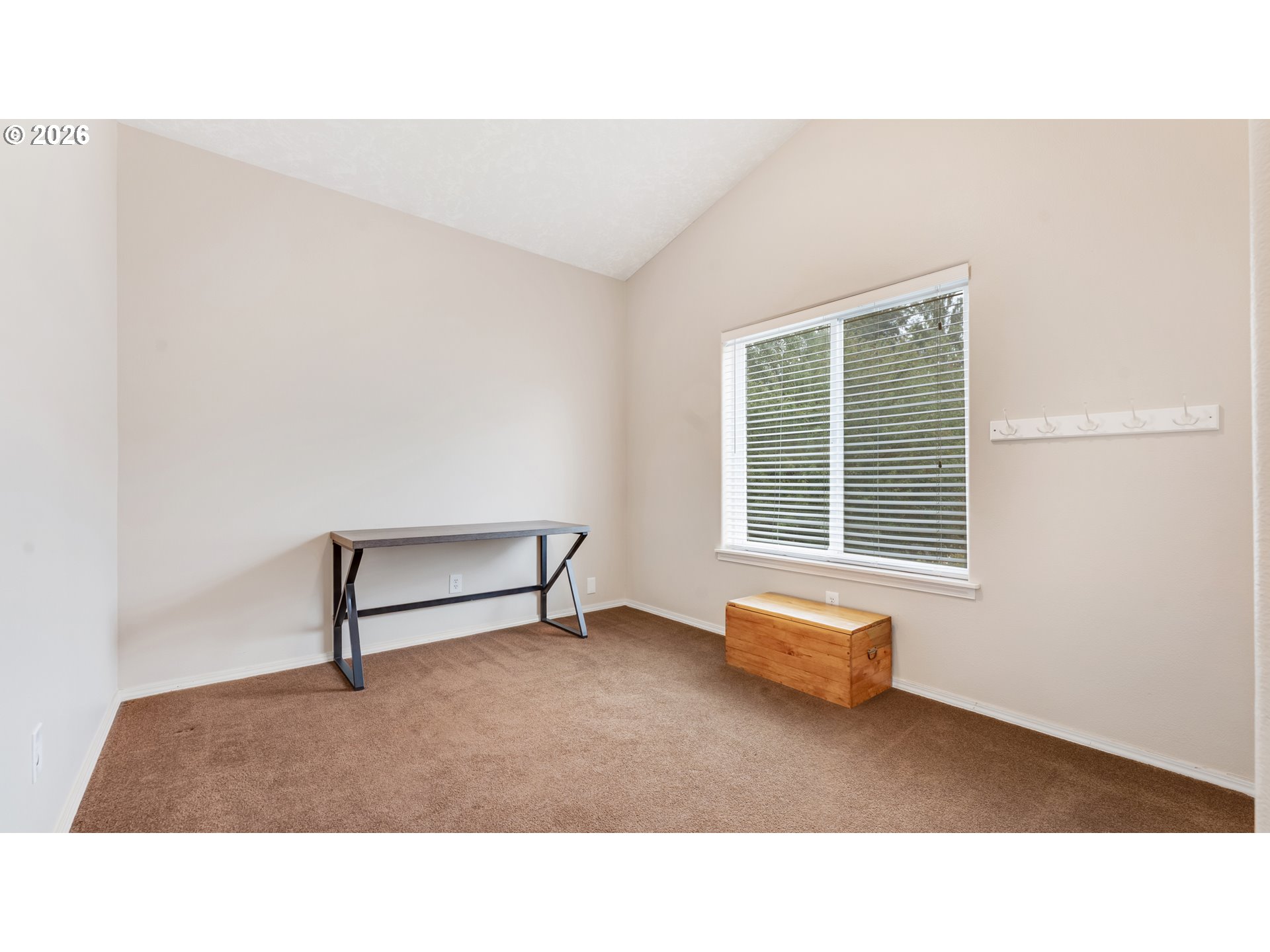 18283 Davis St Property Photo 33