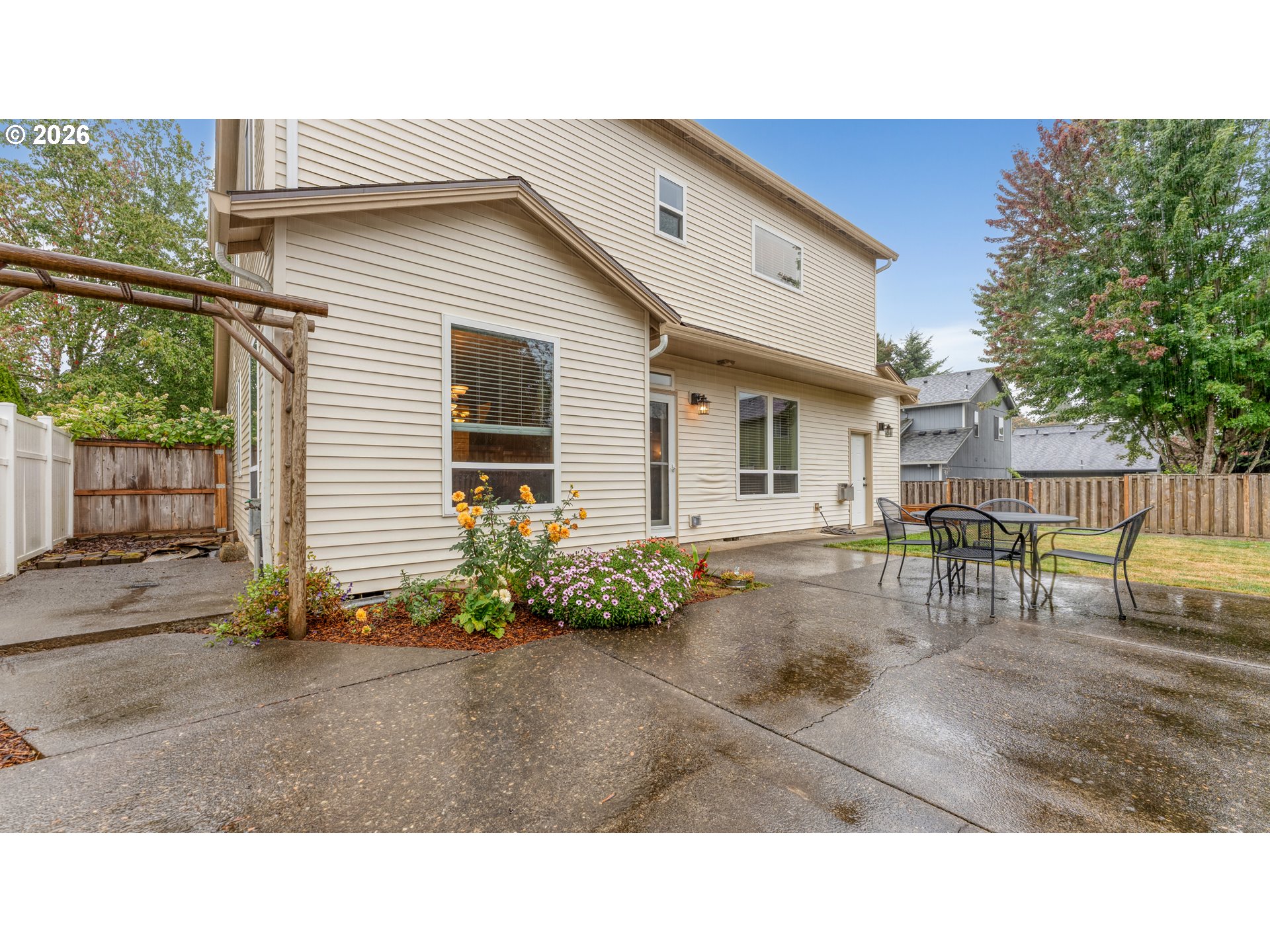 18283 Davis St Property Photo 38