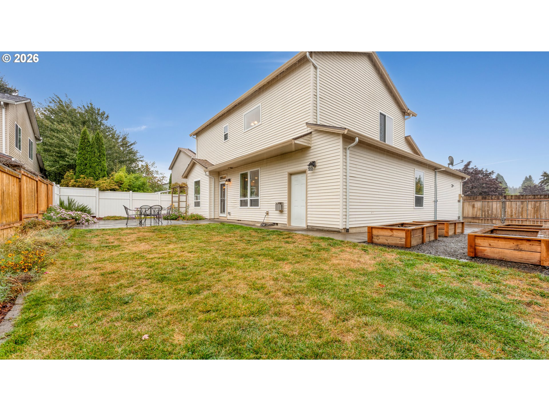 18283 Davis St Property Photo 40
