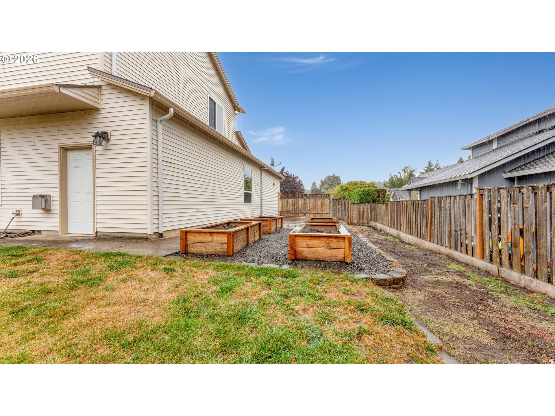 18283 Davis St Property Photo 41