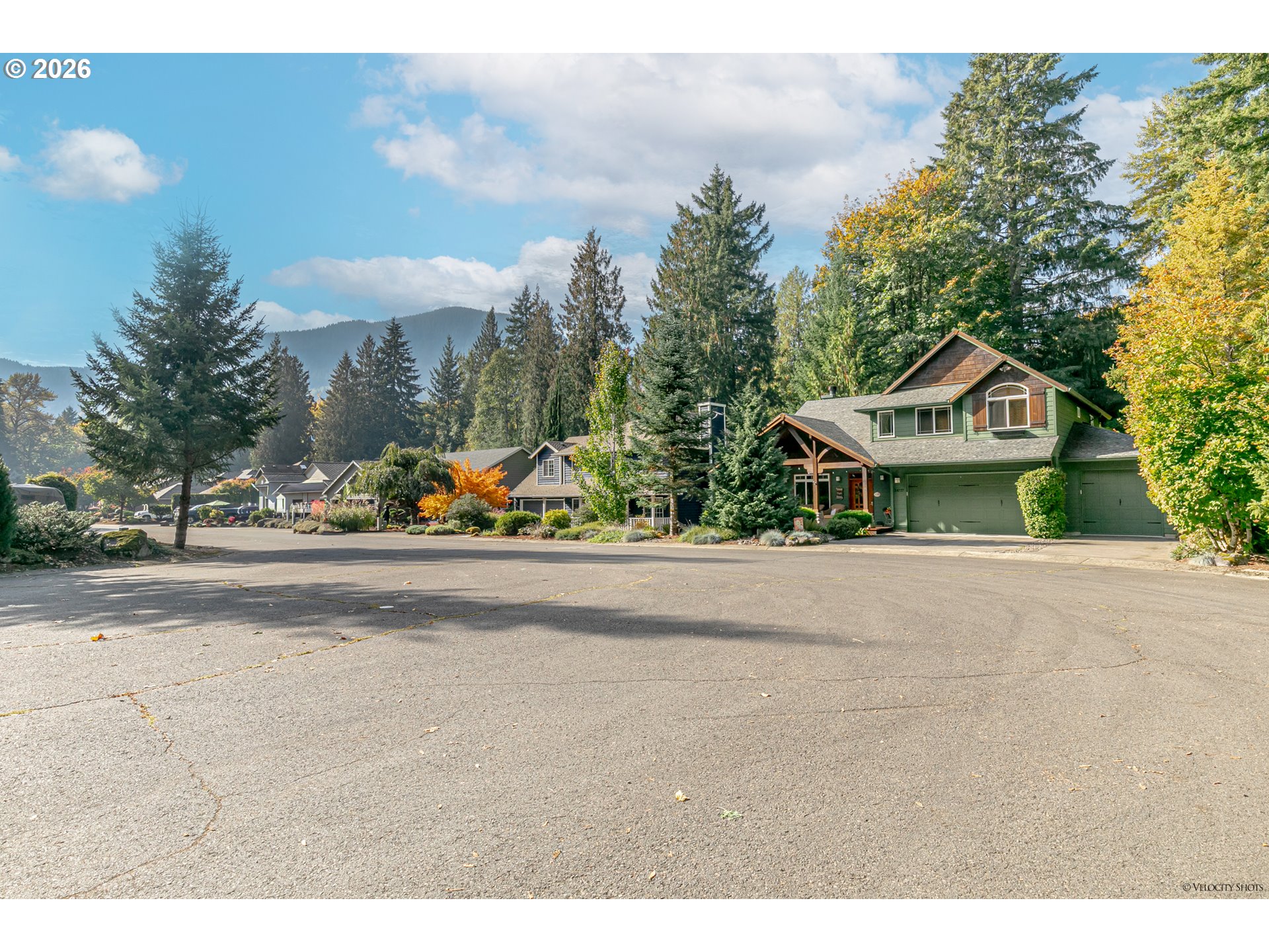 24727 E Mckenzie Valley Ct Property Photo 2