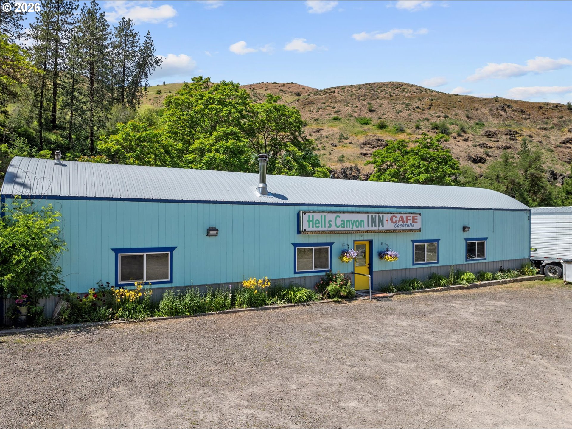 53945 Highway 86 Property Photo 8