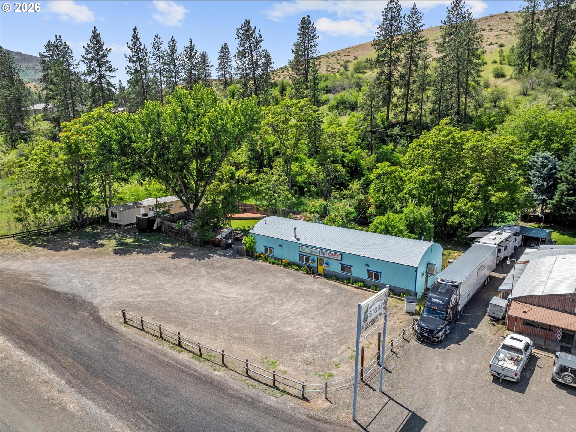 53945 Highway 86 Property Photo 9