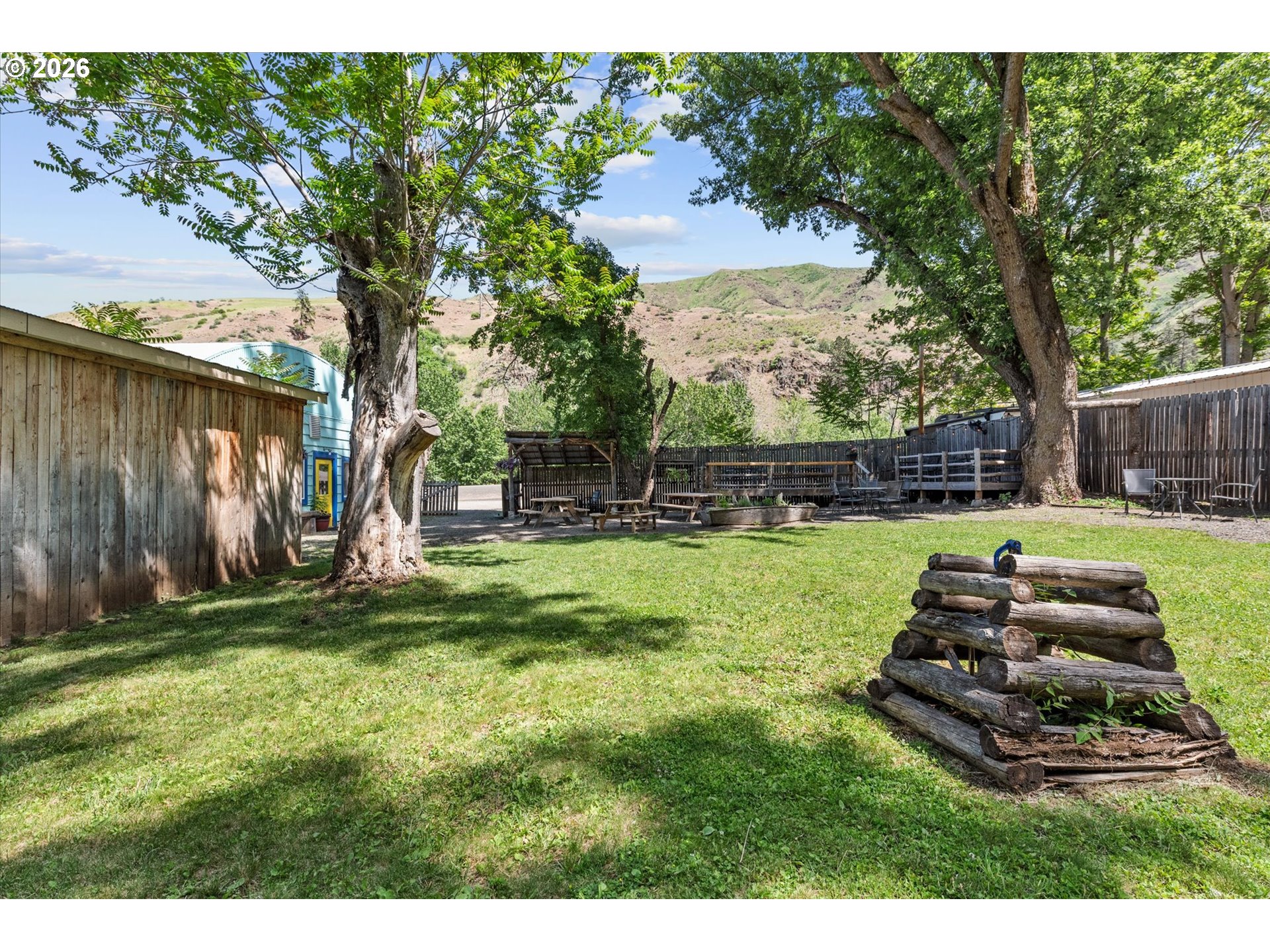 53945 Highway 86 Property Photo 27
