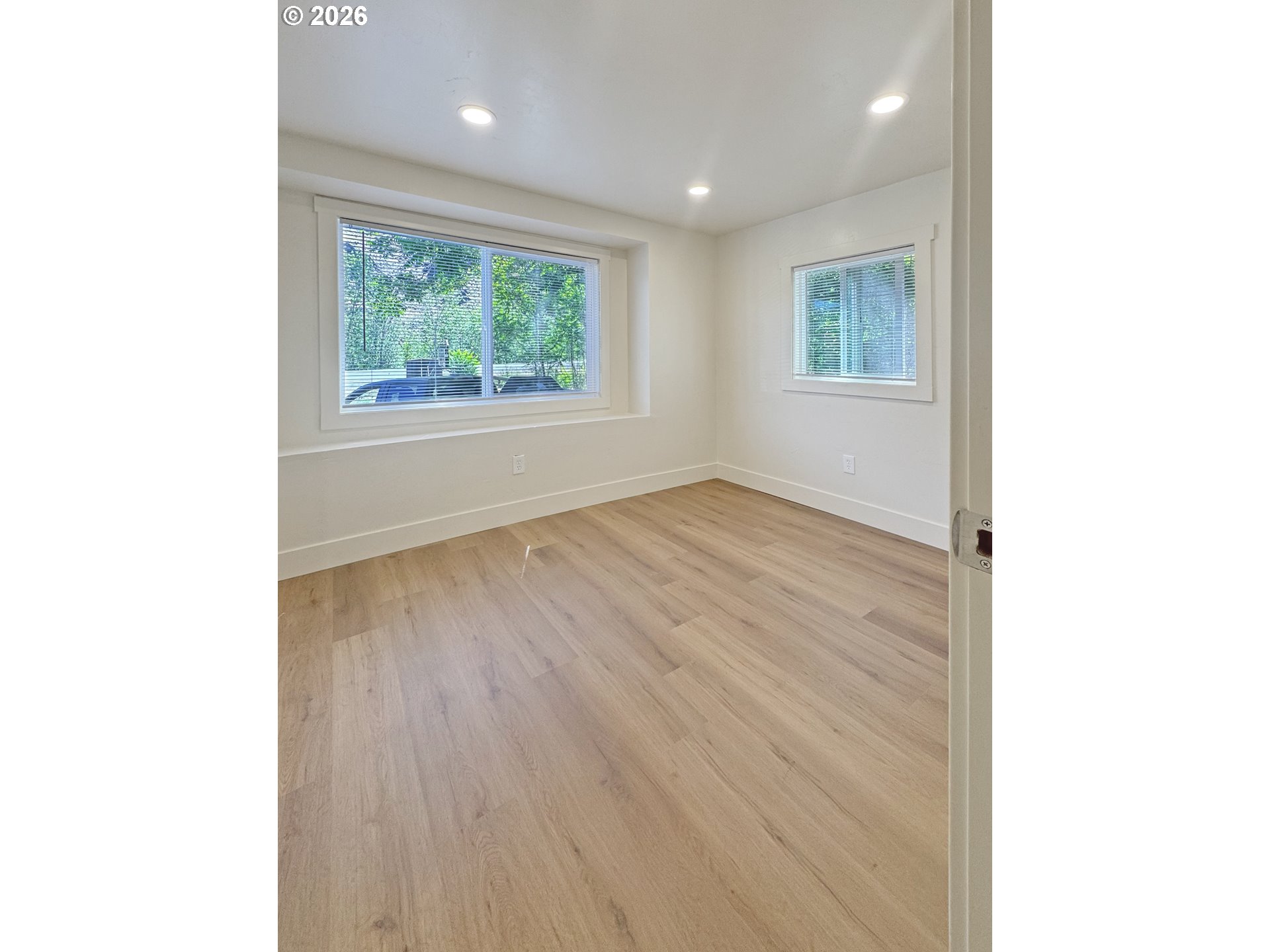 53945 Highway 86 Property Photo 36