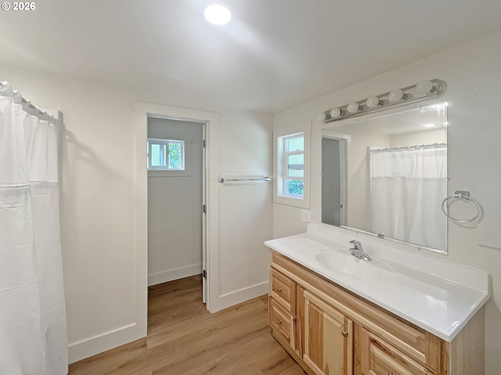 53945 Highway 86 Property Photo 44