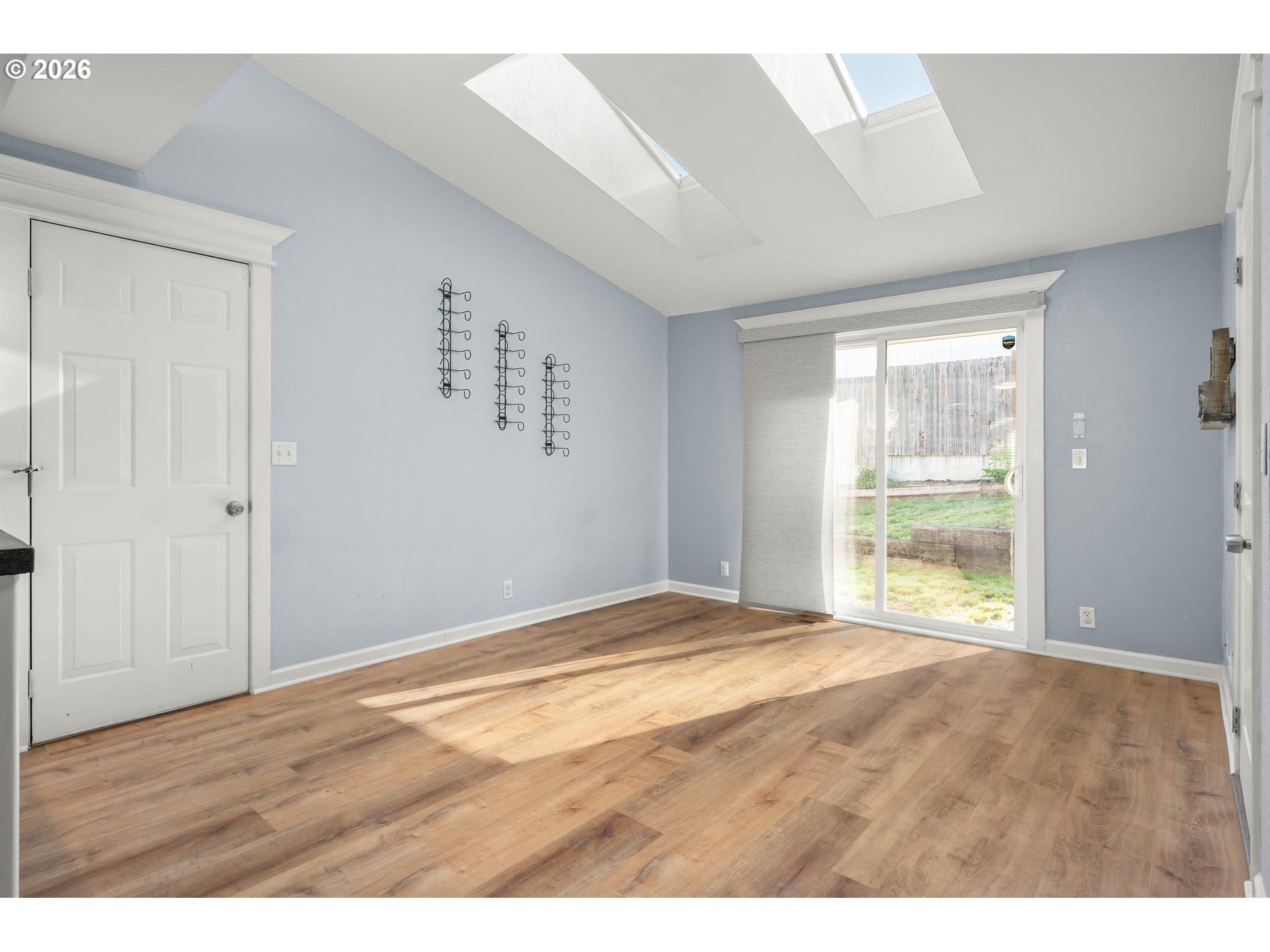 421 S 70th Pl Property Photo 14