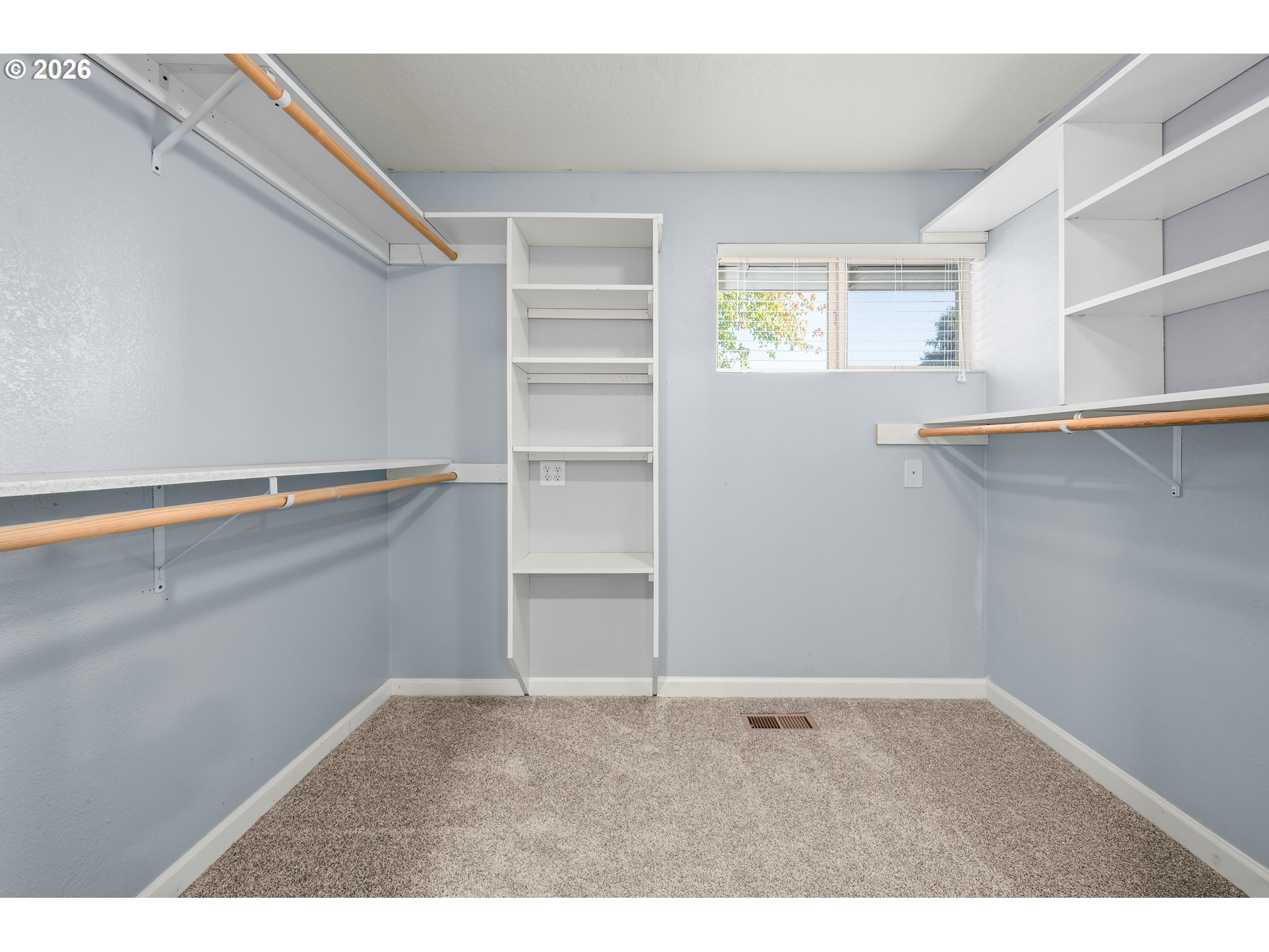 421 S 70th Pl Property Photo 19