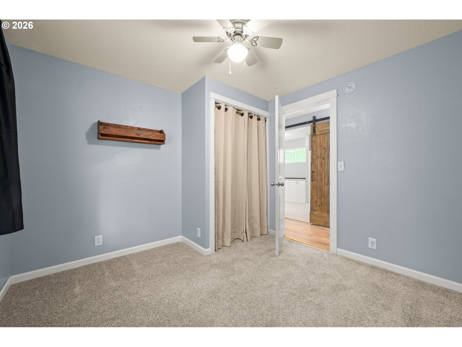 421 S 70th Pl Property Photo 23