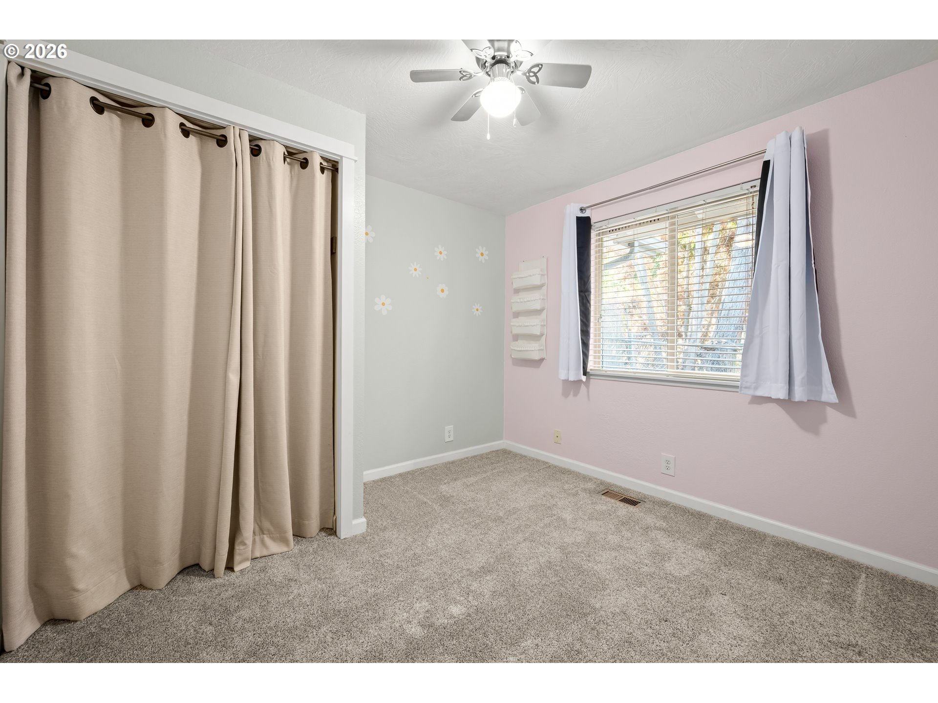 421 S 70th Pl Property Photo 25