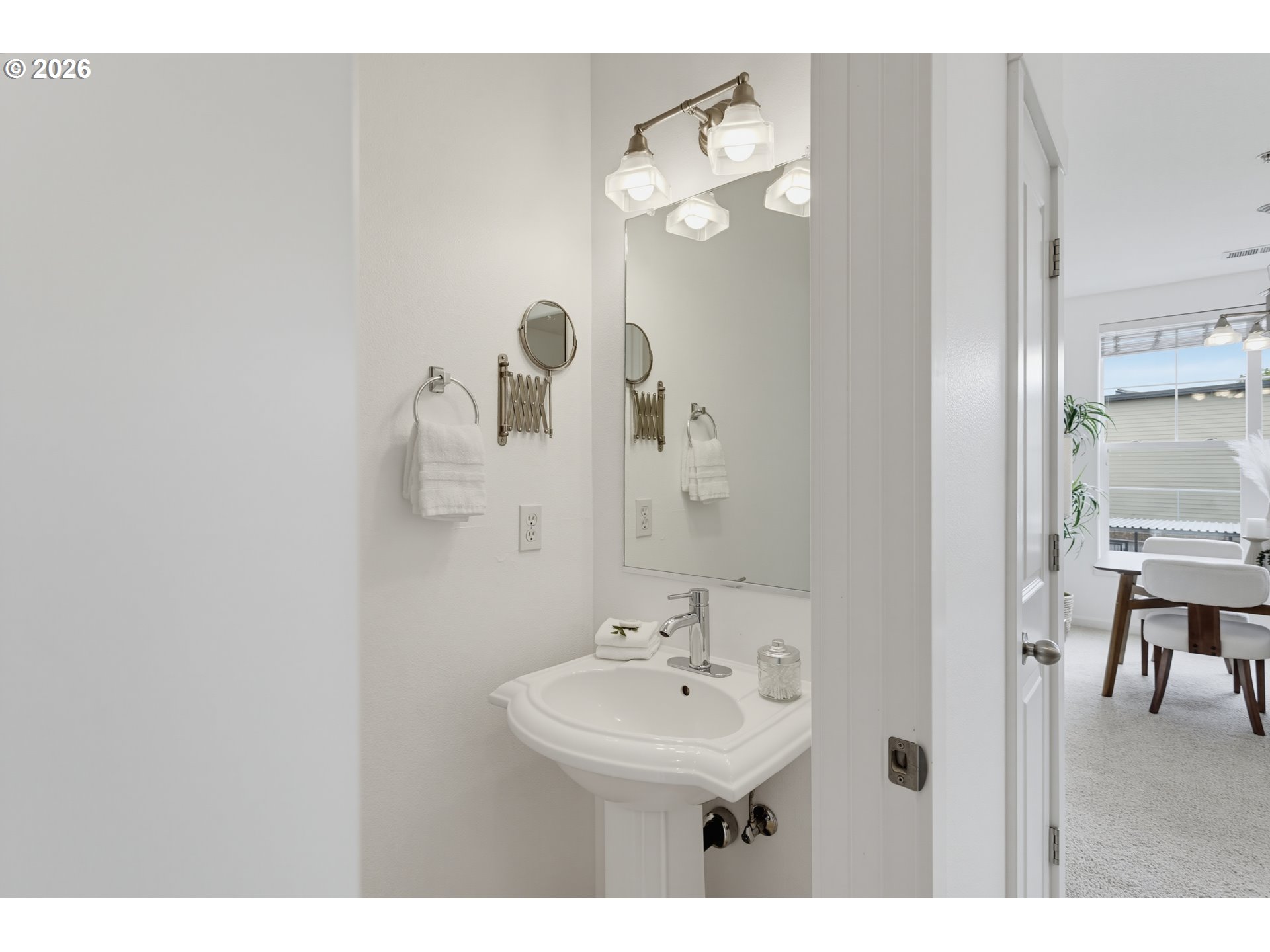 10757 Ne Red Wing Way 201 Property Photo 13