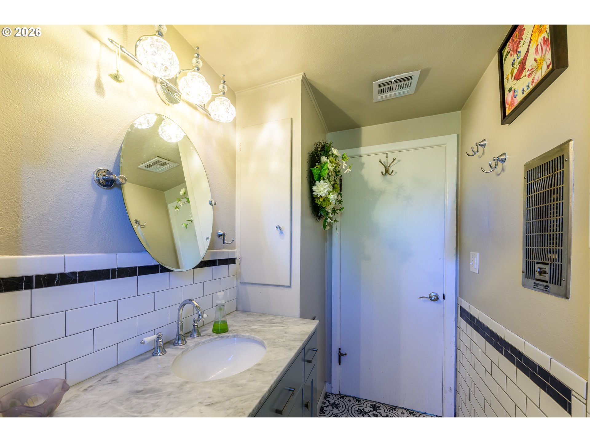 783 Howard Ave Property Photo 19